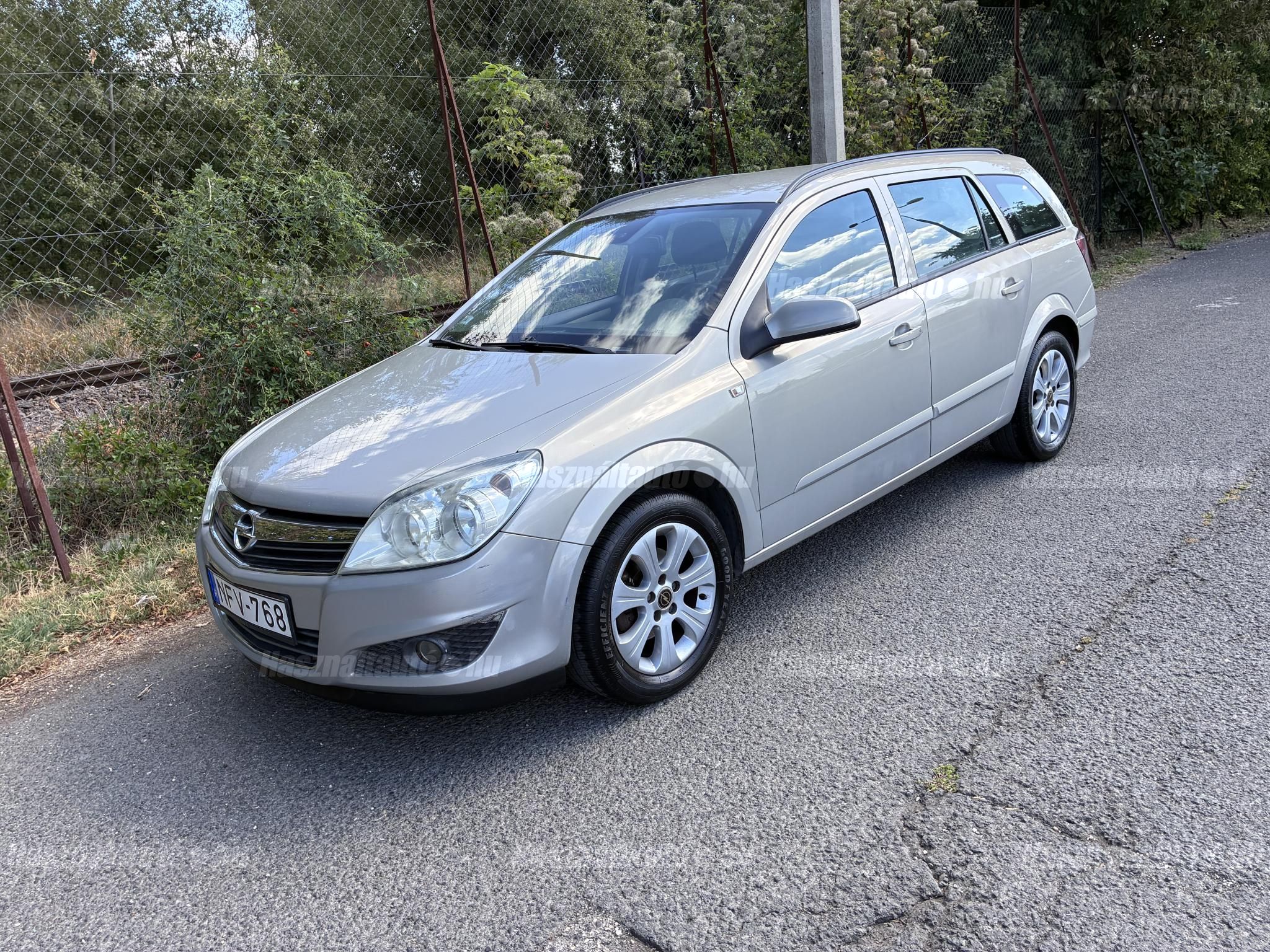 OPEL ASTRA H 2008/10 - 1
