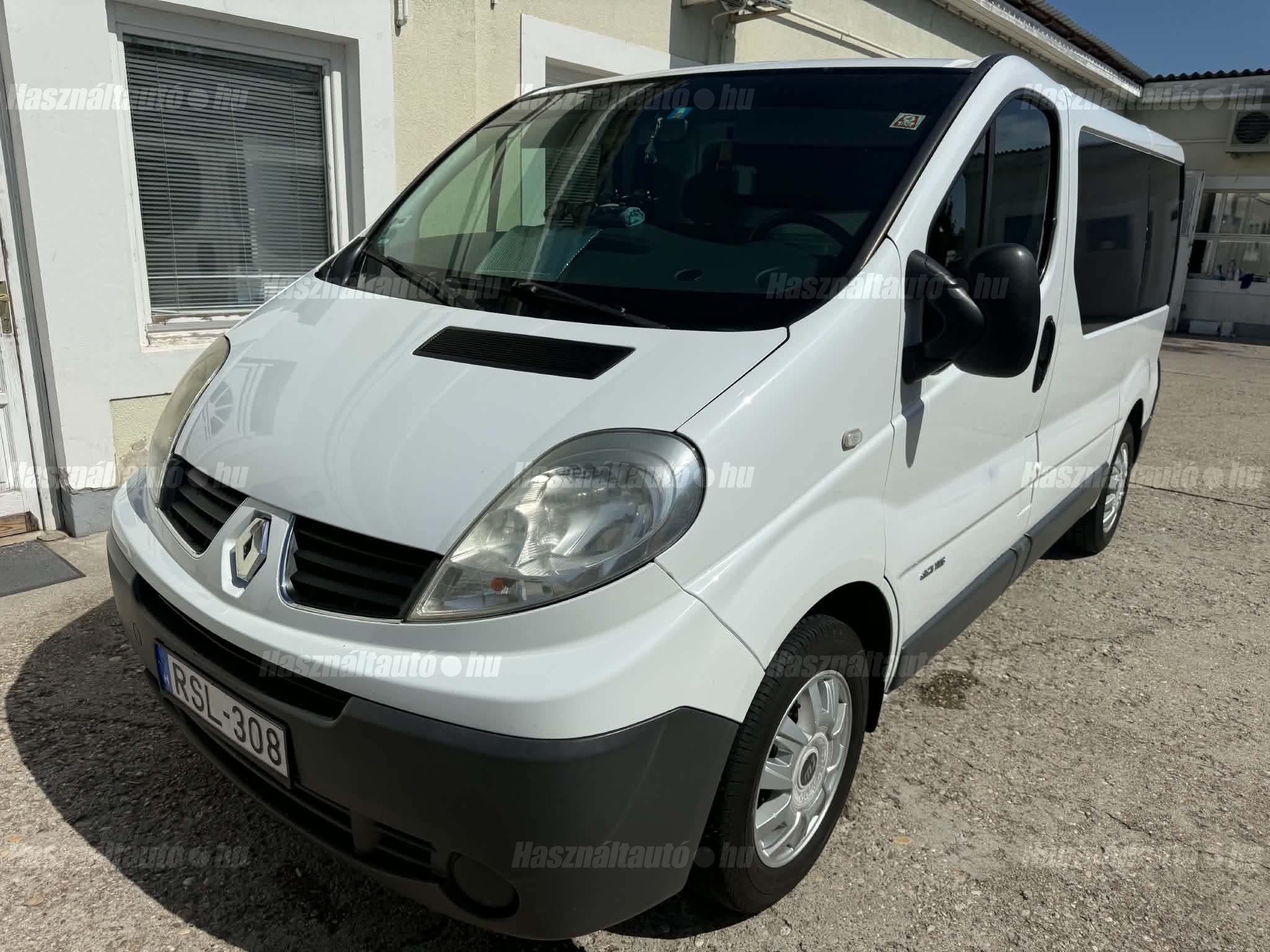 RENAULT TRAFIC 2013/2 - 1