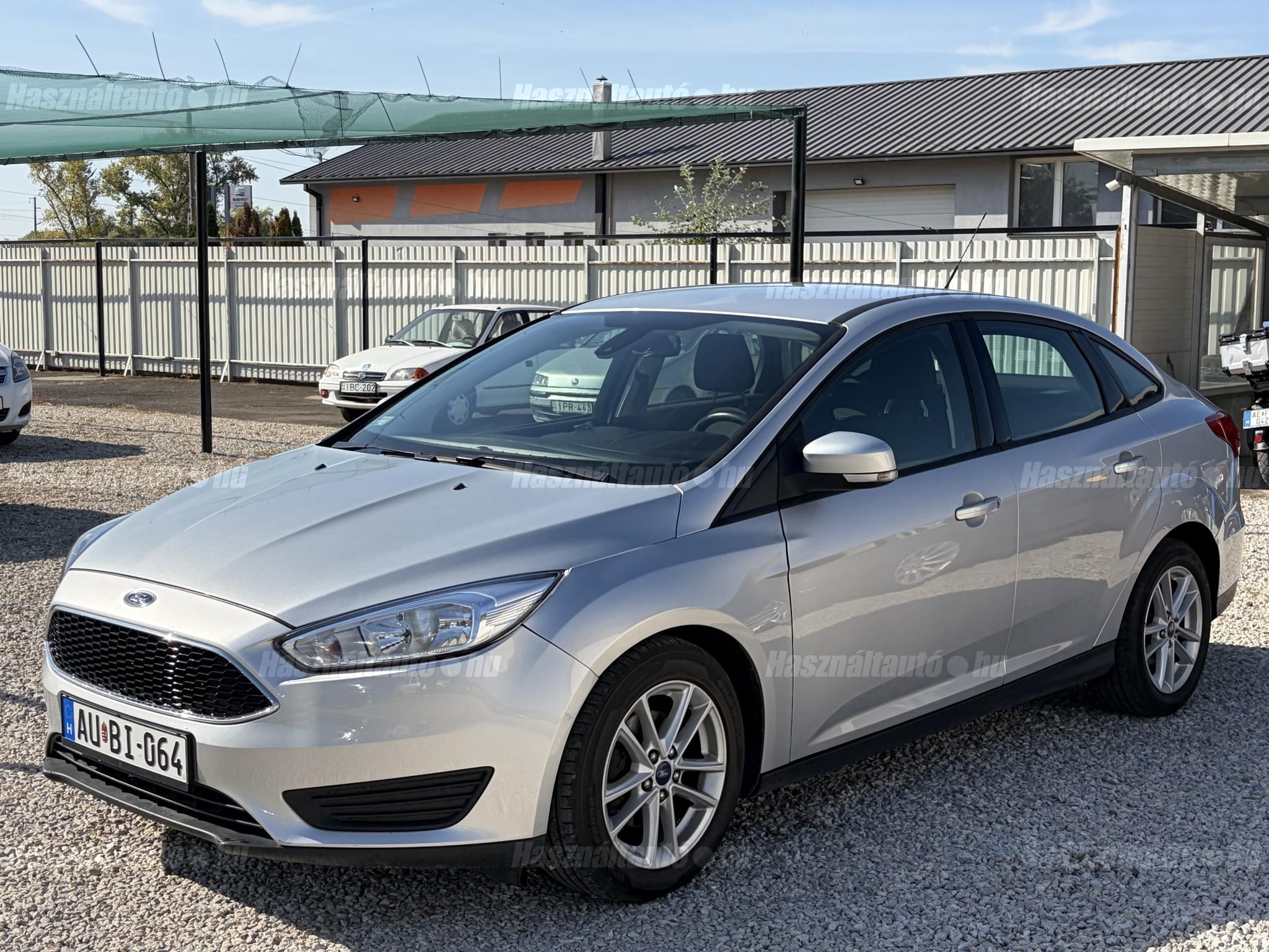 FORD FOCUS 2015/8 - 1