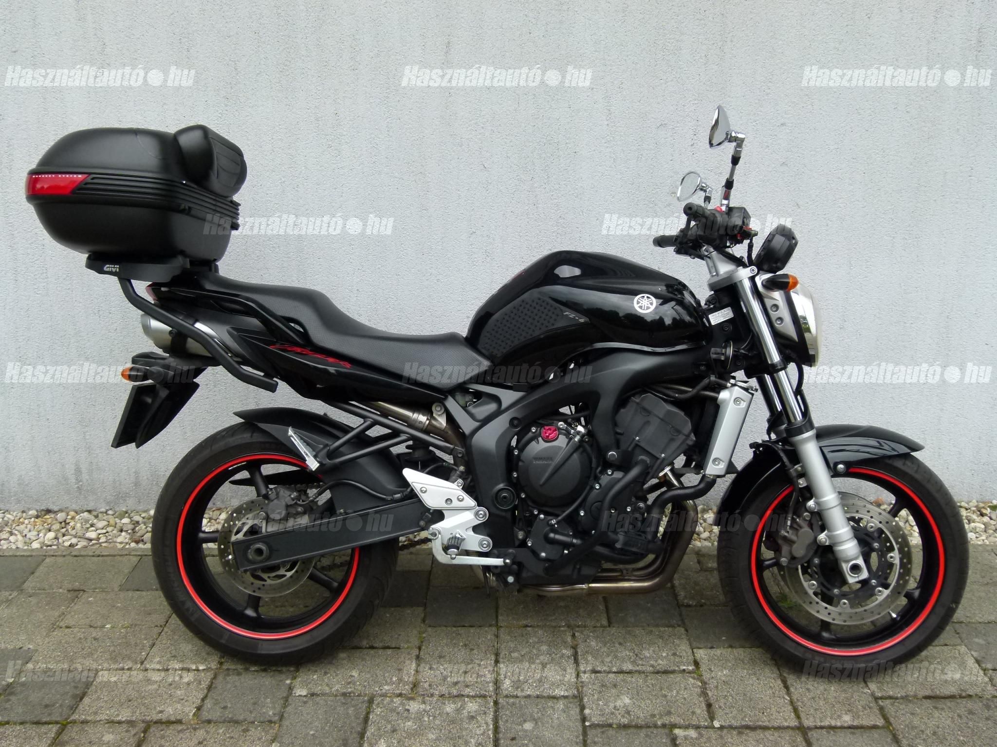 YAMAHA FZ6-N 2005/5 - 1