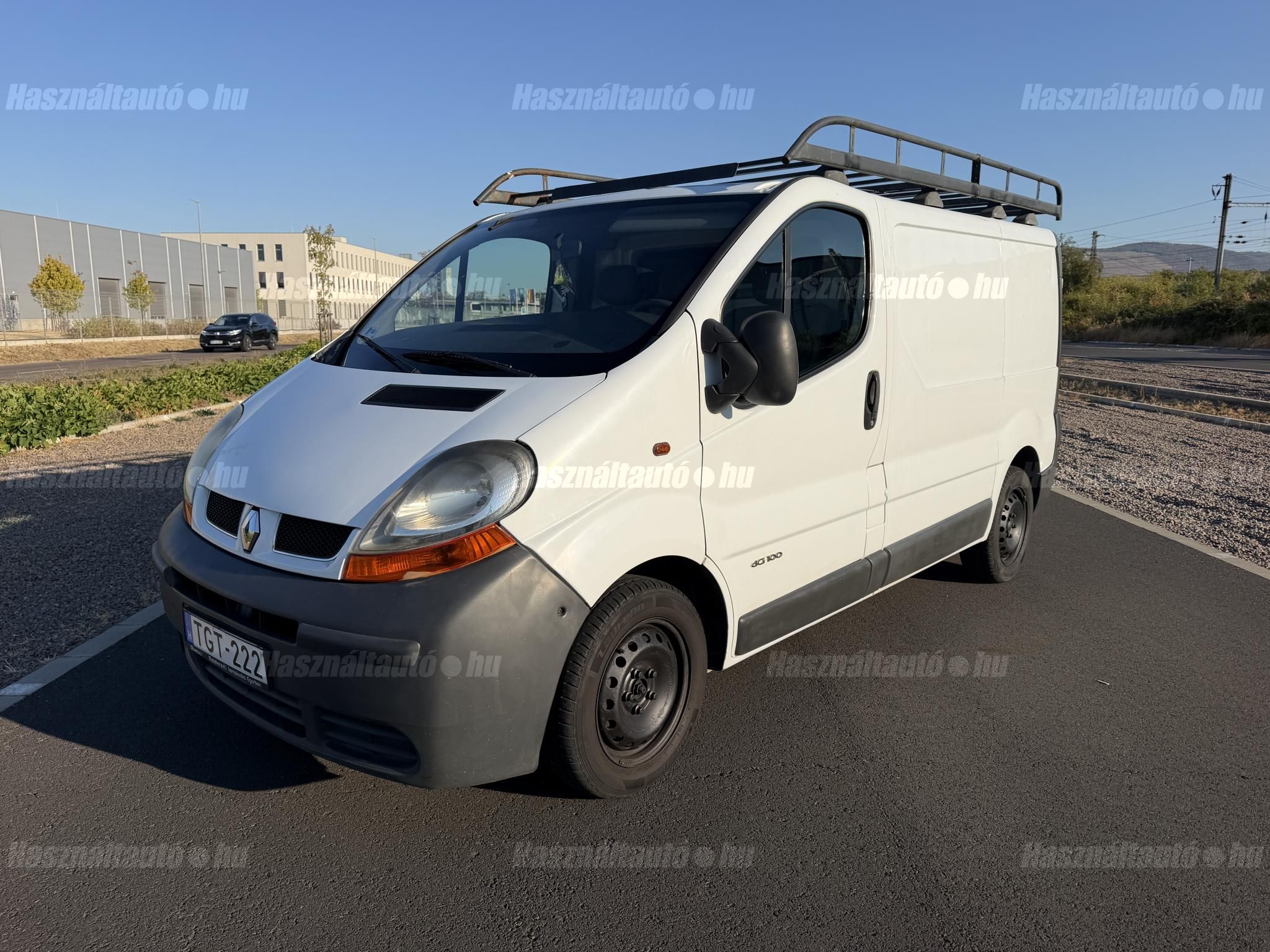 RENAULT TRAFIC 2006/7 - 1
