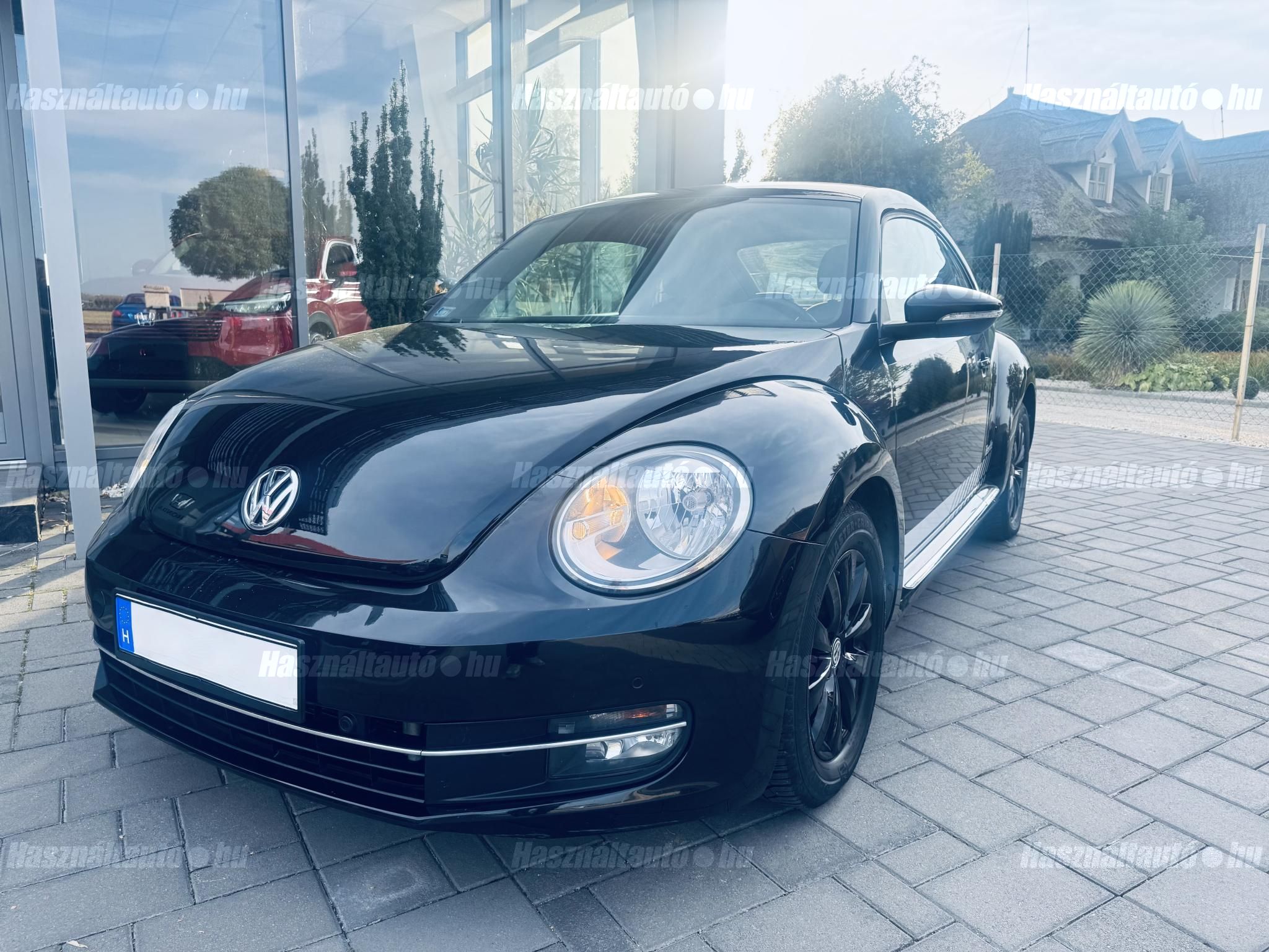 VOLKSWAGEN BEETLE 2012/6 - 1