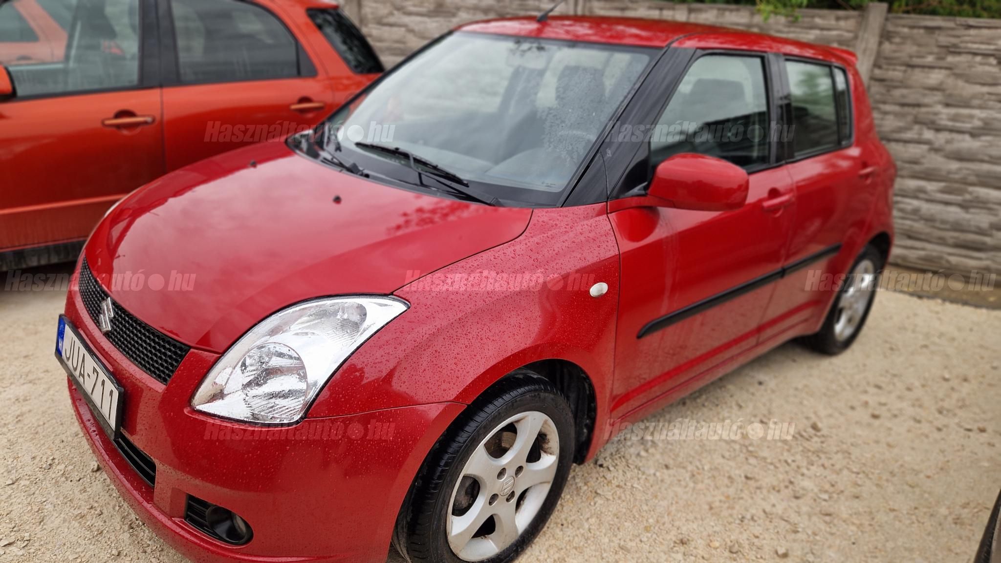 SUZUKI SWIFT 2005/8 - 1