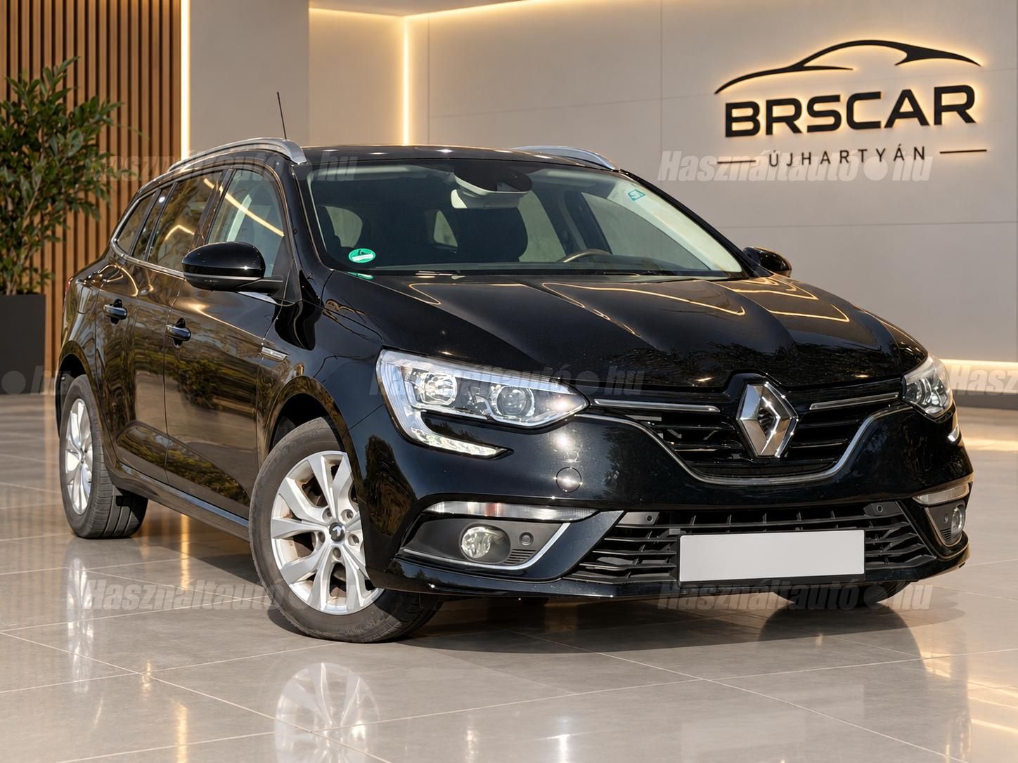 RENAULT MEGANE 2019/7 - 1