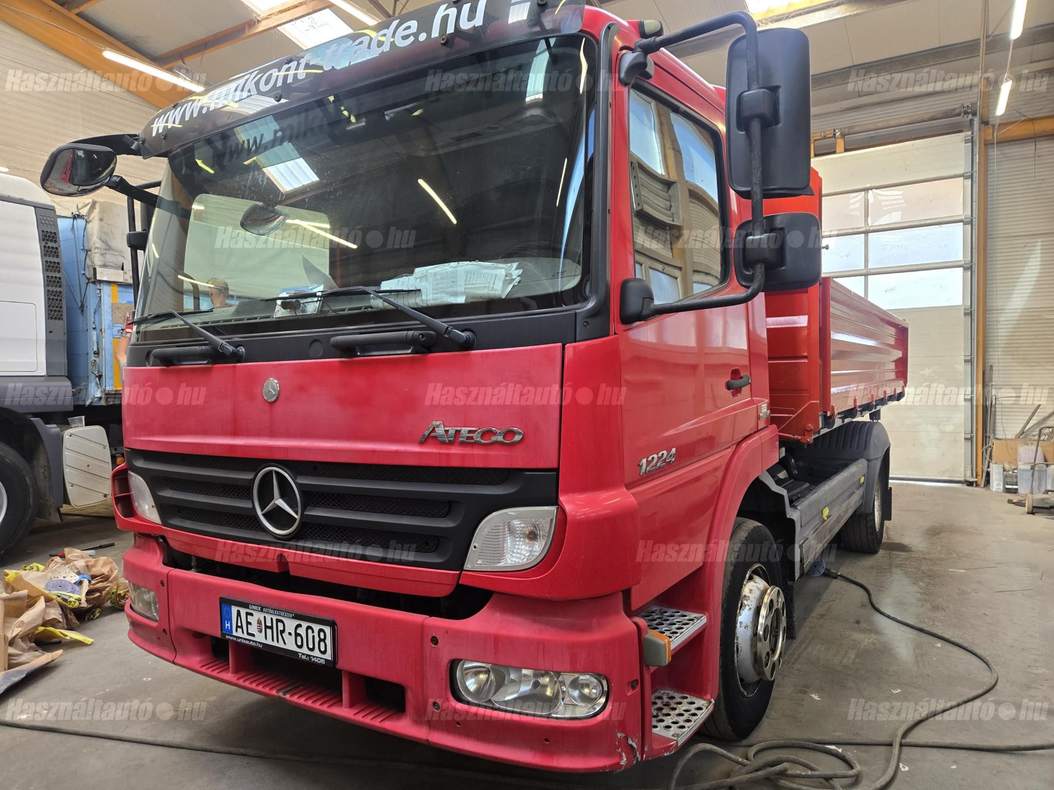 MERCEDES-BENZ 2008 - 1