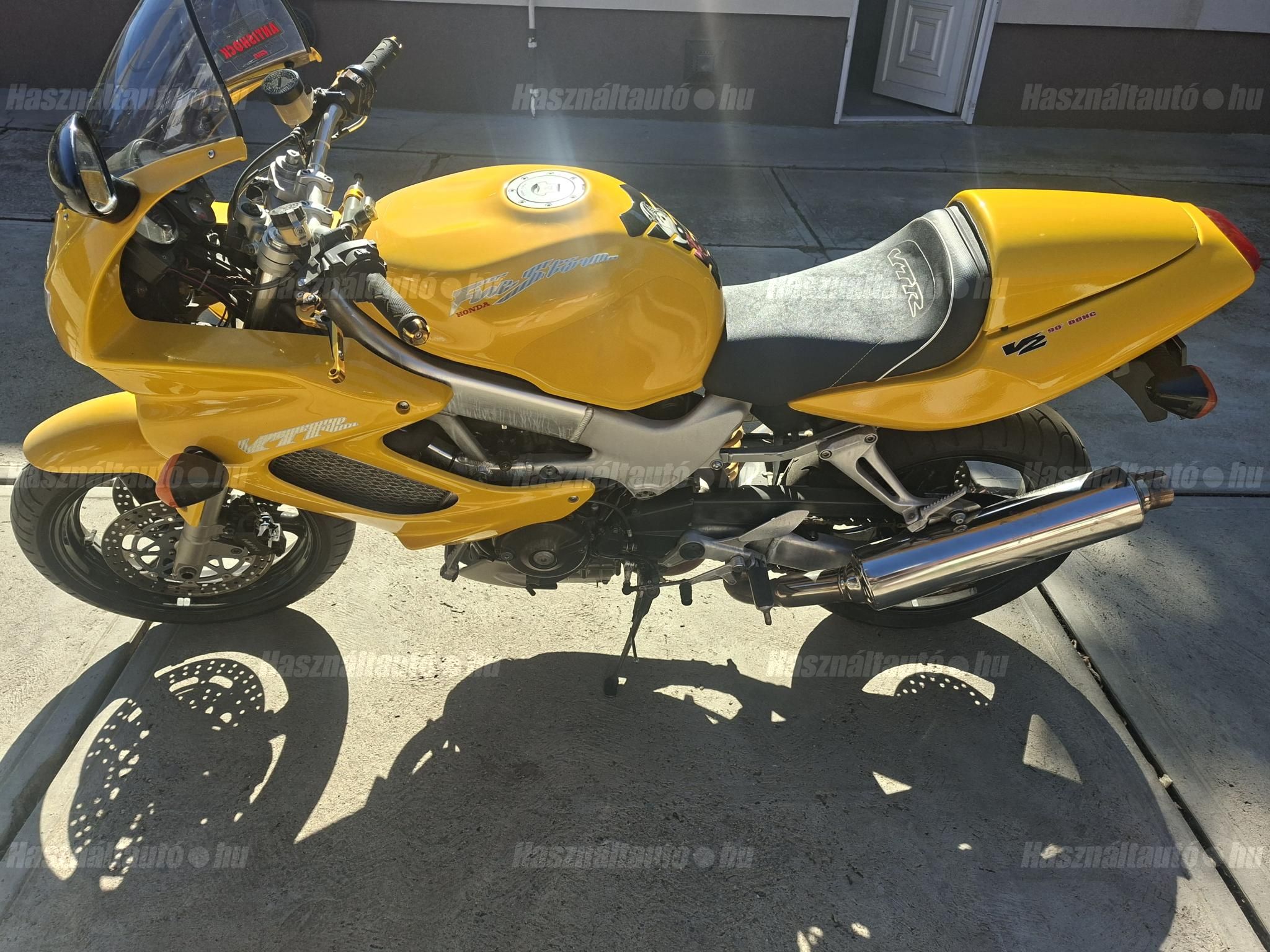 HONDA VTR 1000 F 1997/3 - 1