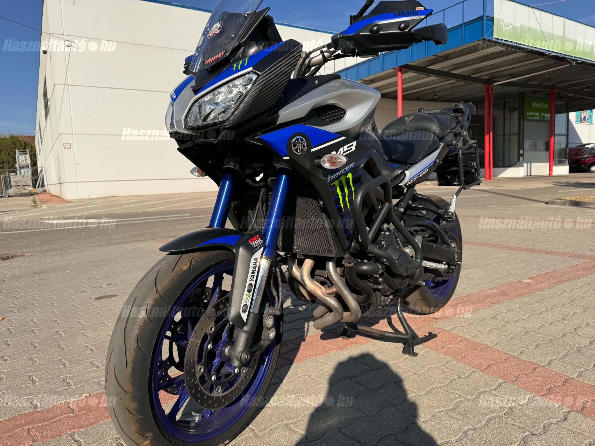YAMAHA MT-09 TRACER 2015/6 - 1