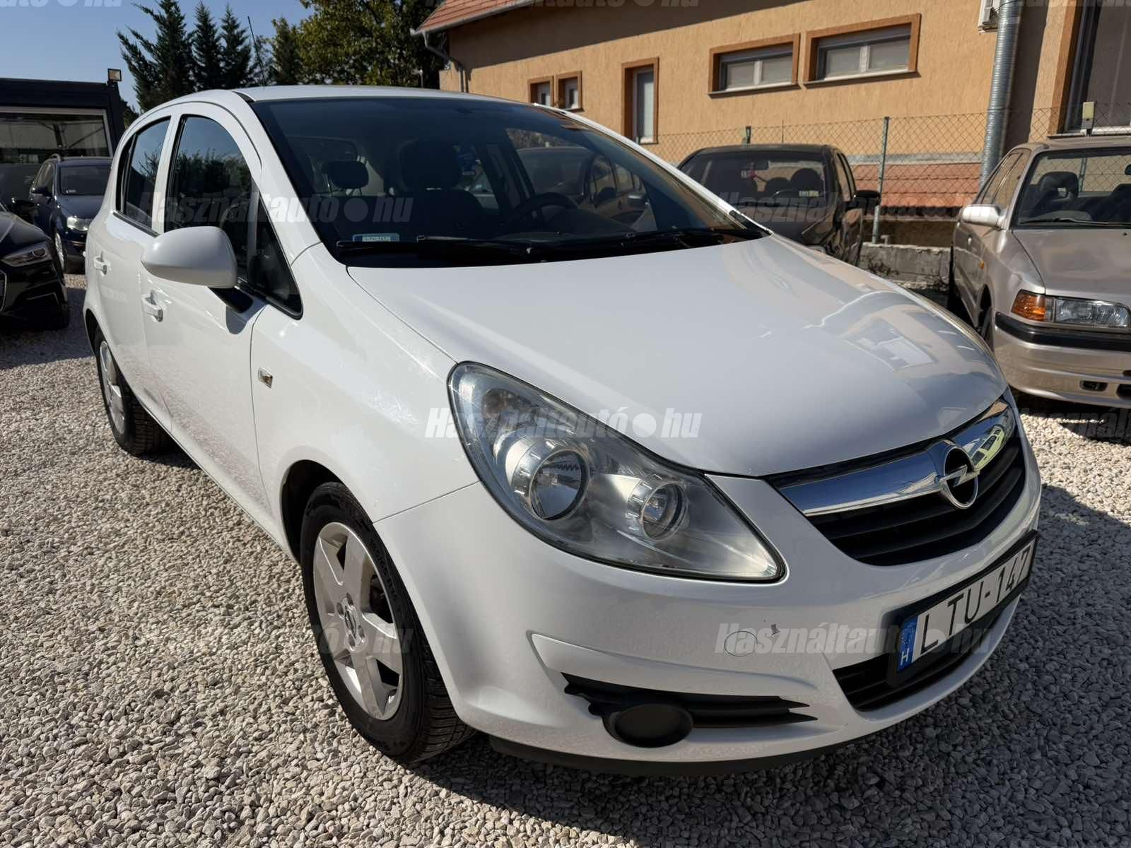 OPEL CORSA D 2010/11 - 1