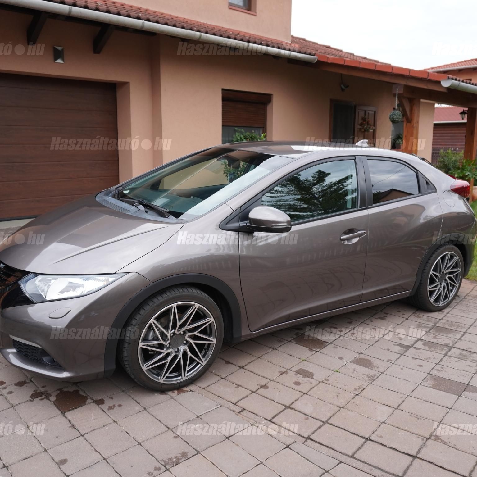 HONDA CIVIC 2014/8 - 1
