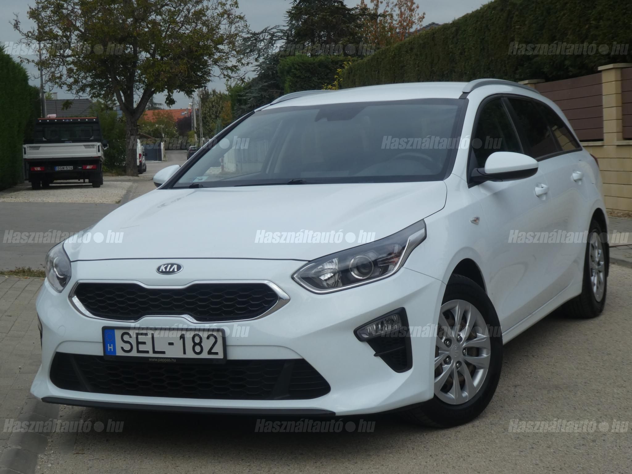 KIA CEE'D 2020/6 - 1