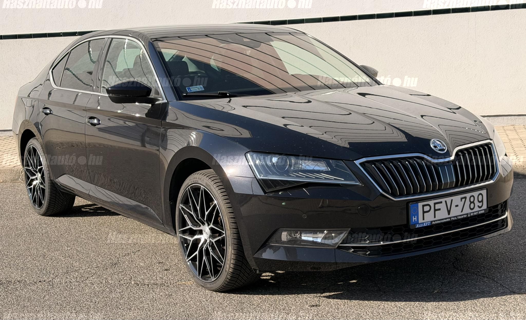 SKODA SUPERB 2017/6 - 1