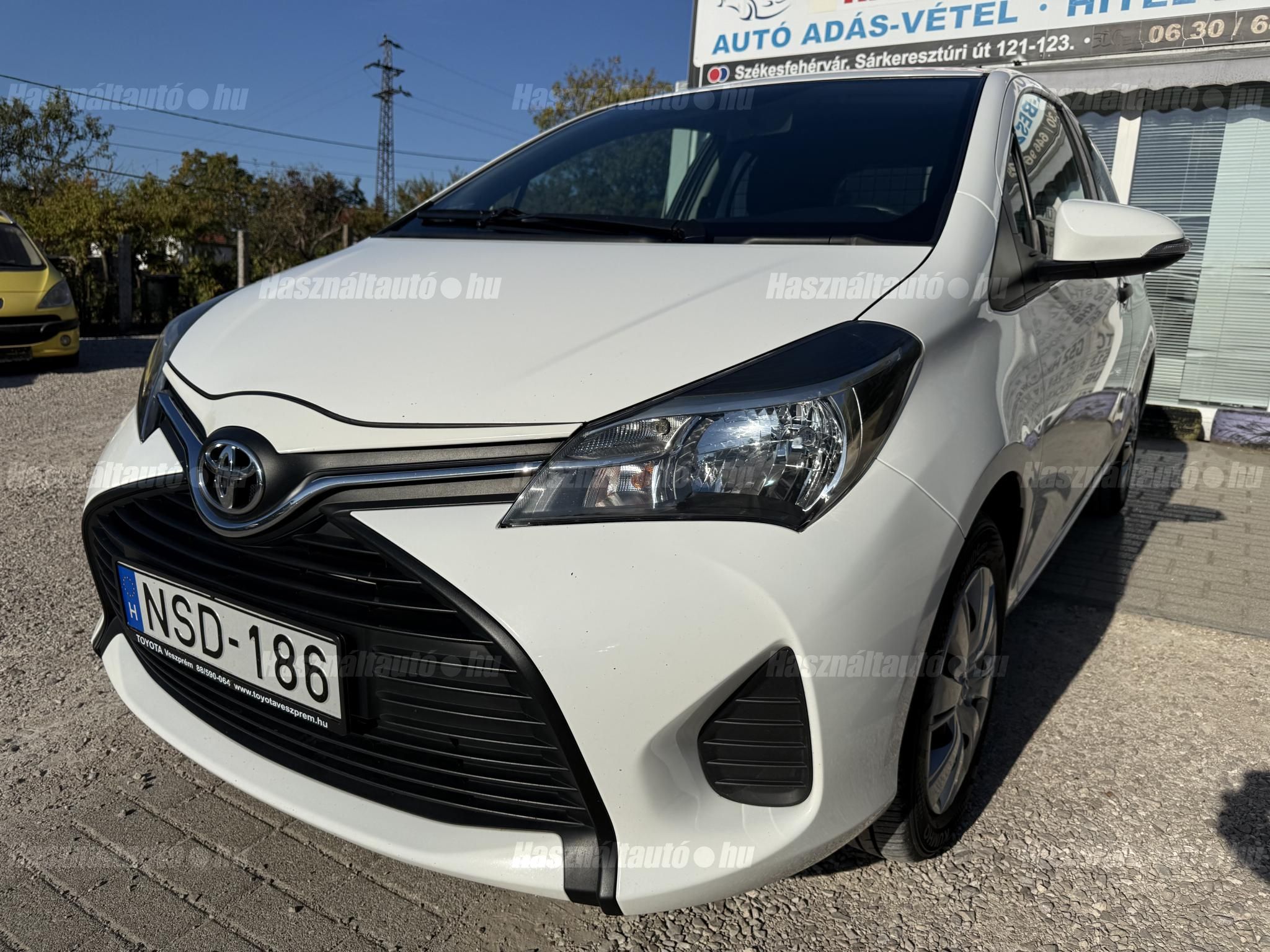 TOYOTA YARIS 2016/8 - 1