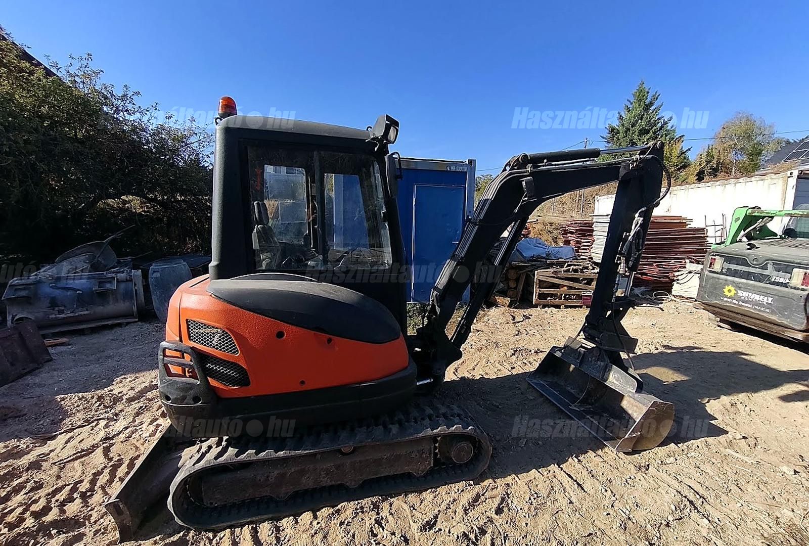 KUBOTA 2007/10 - 1