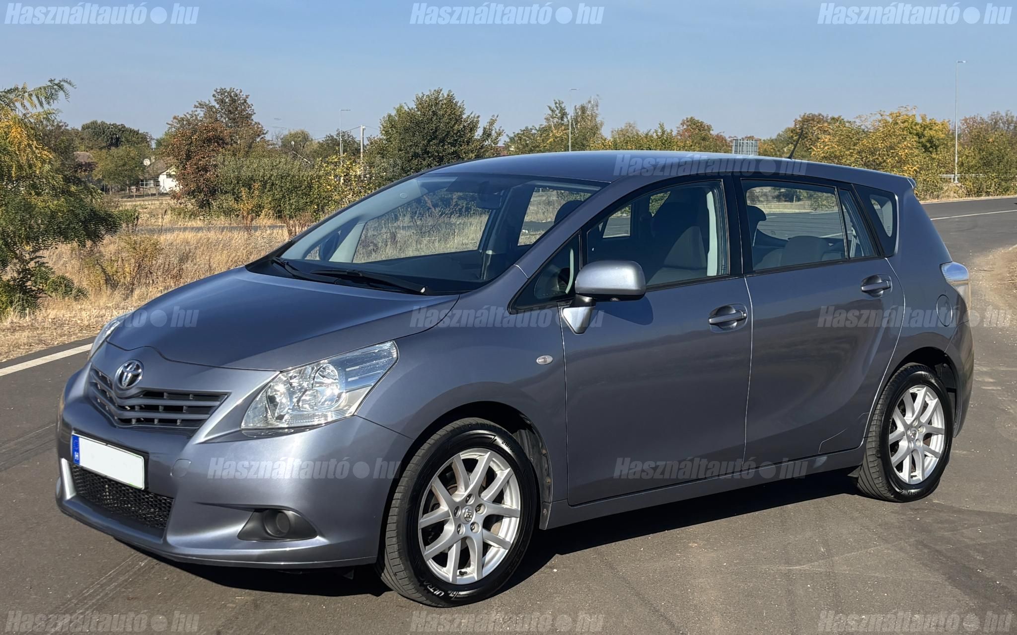 TOYOTA VERSO 2010/1 - 1