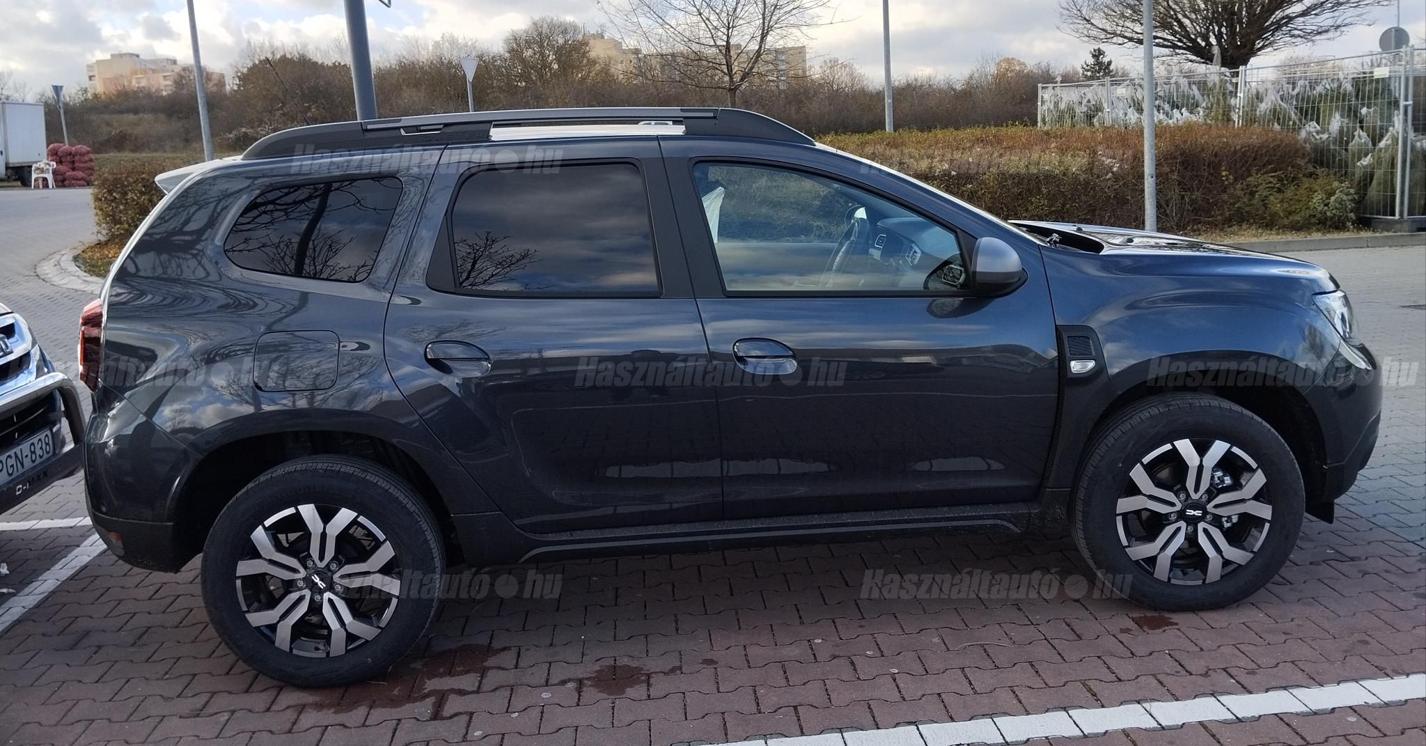 DACIA DUSTER 2023/11 - 1