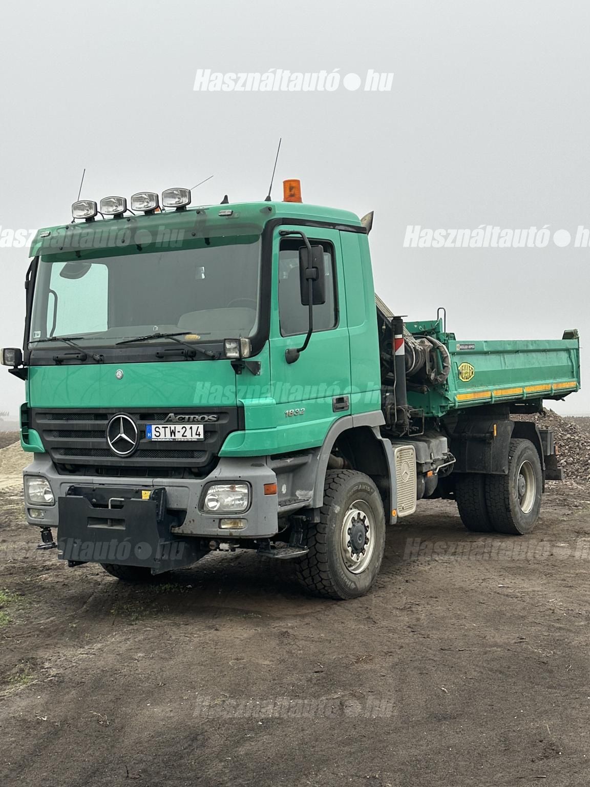 MERCEDES-BENZ 2003 - 1