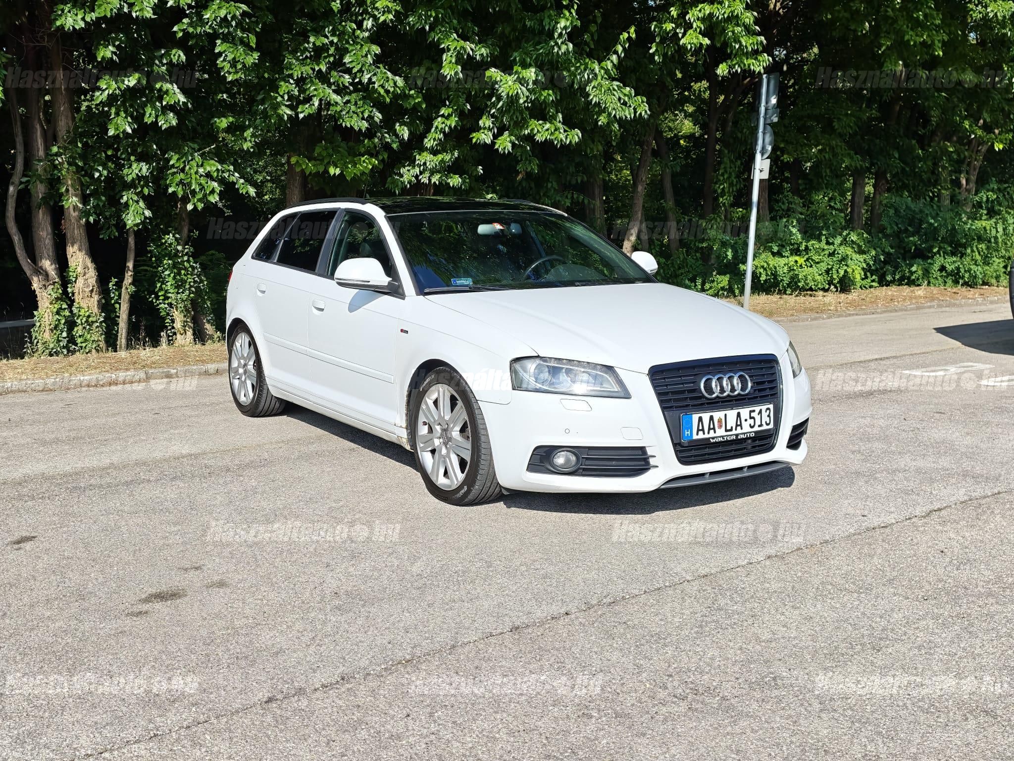 AUDI A3 2010/4 - 1