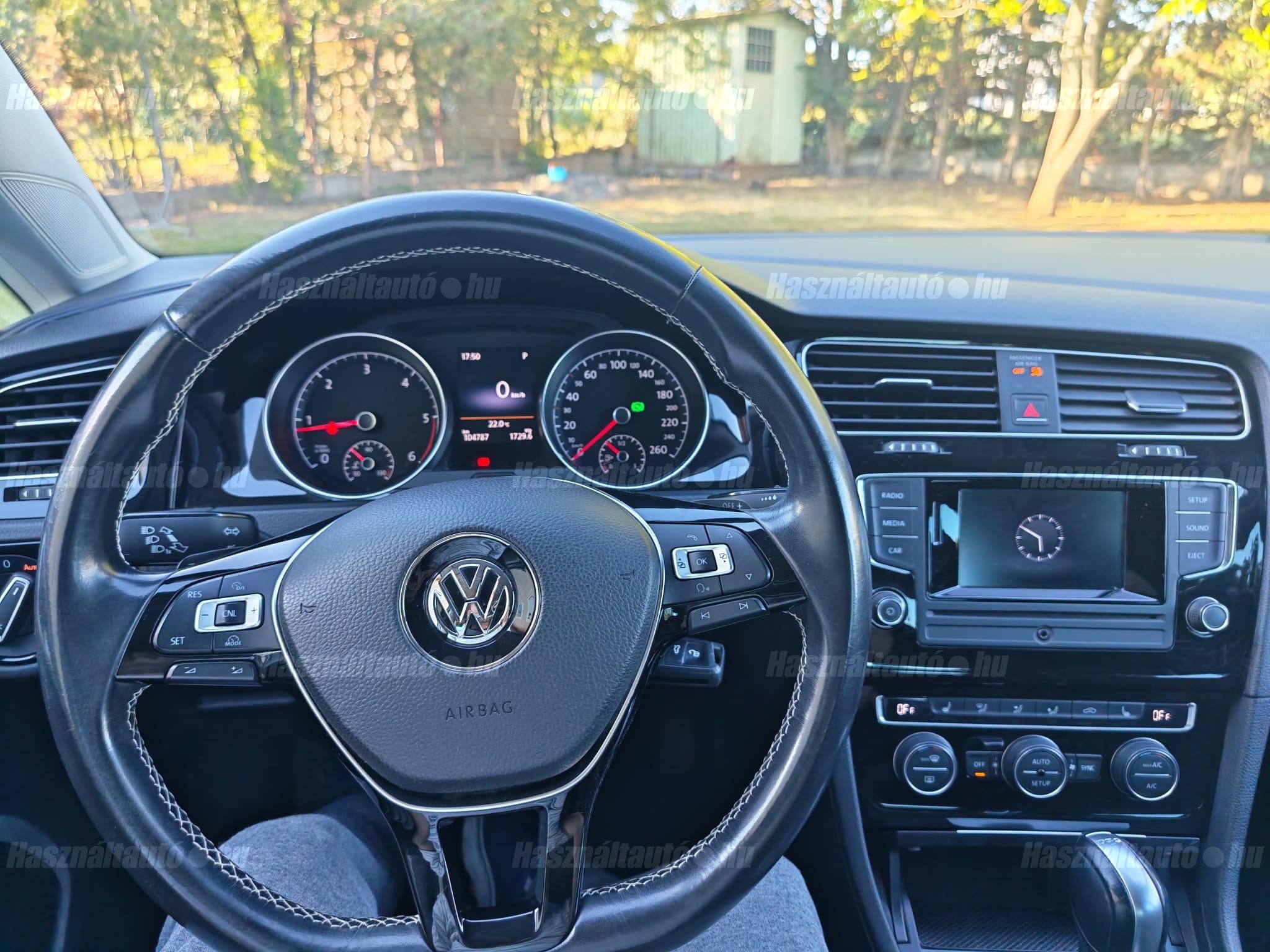 VOLKSWAGEN GOLF 2014/8 - 1