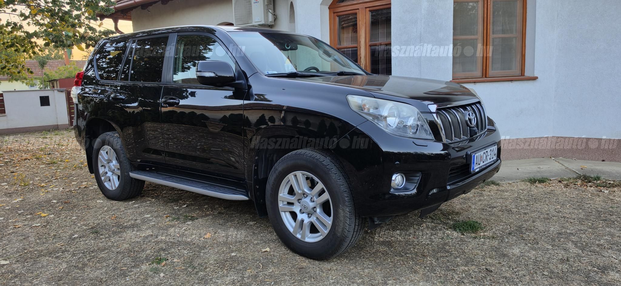 TOYOTA LAND CRUISER 2013 - 1