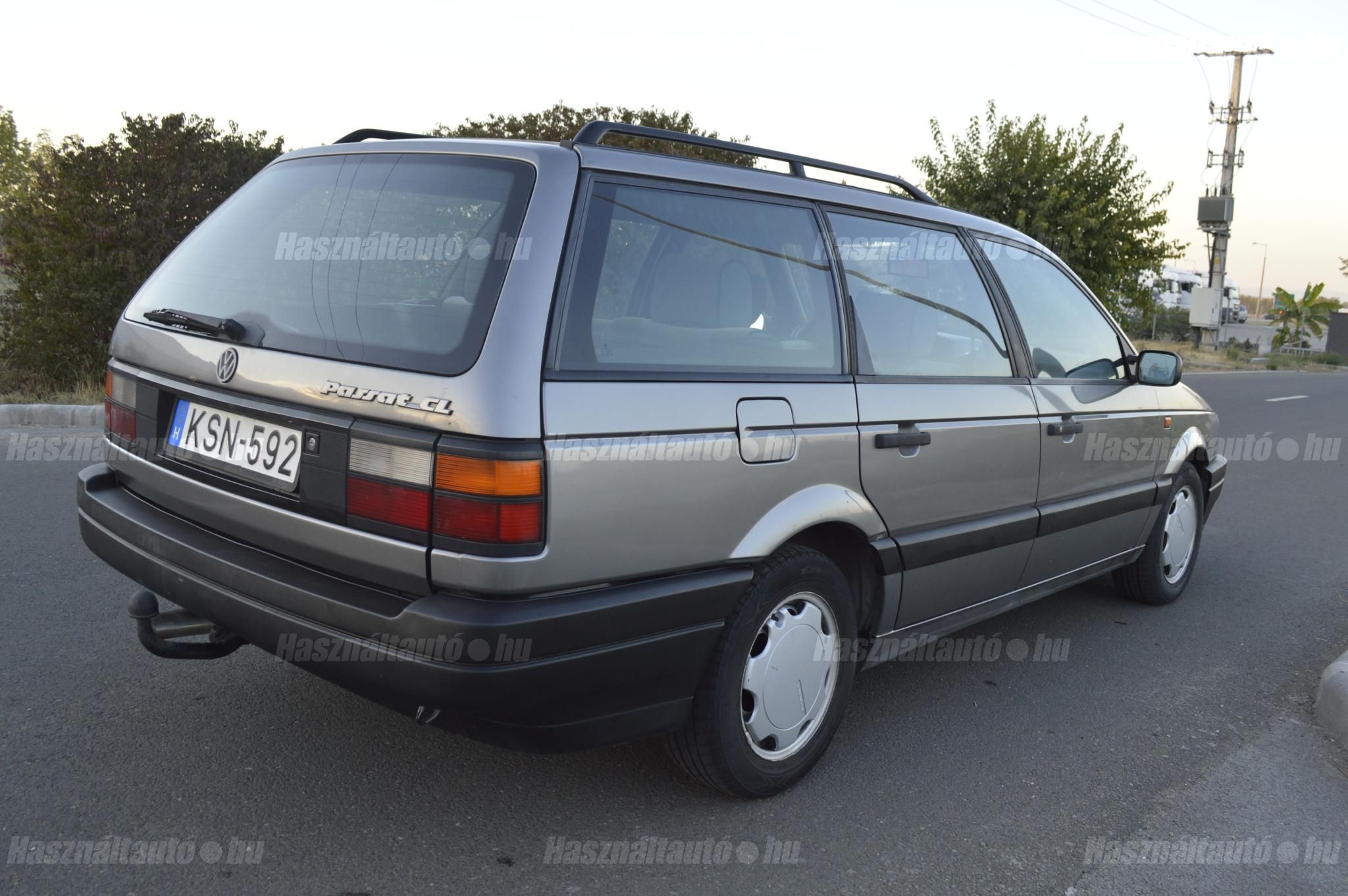 VOLKSWAGEN PASSAT 1991/12 - 1