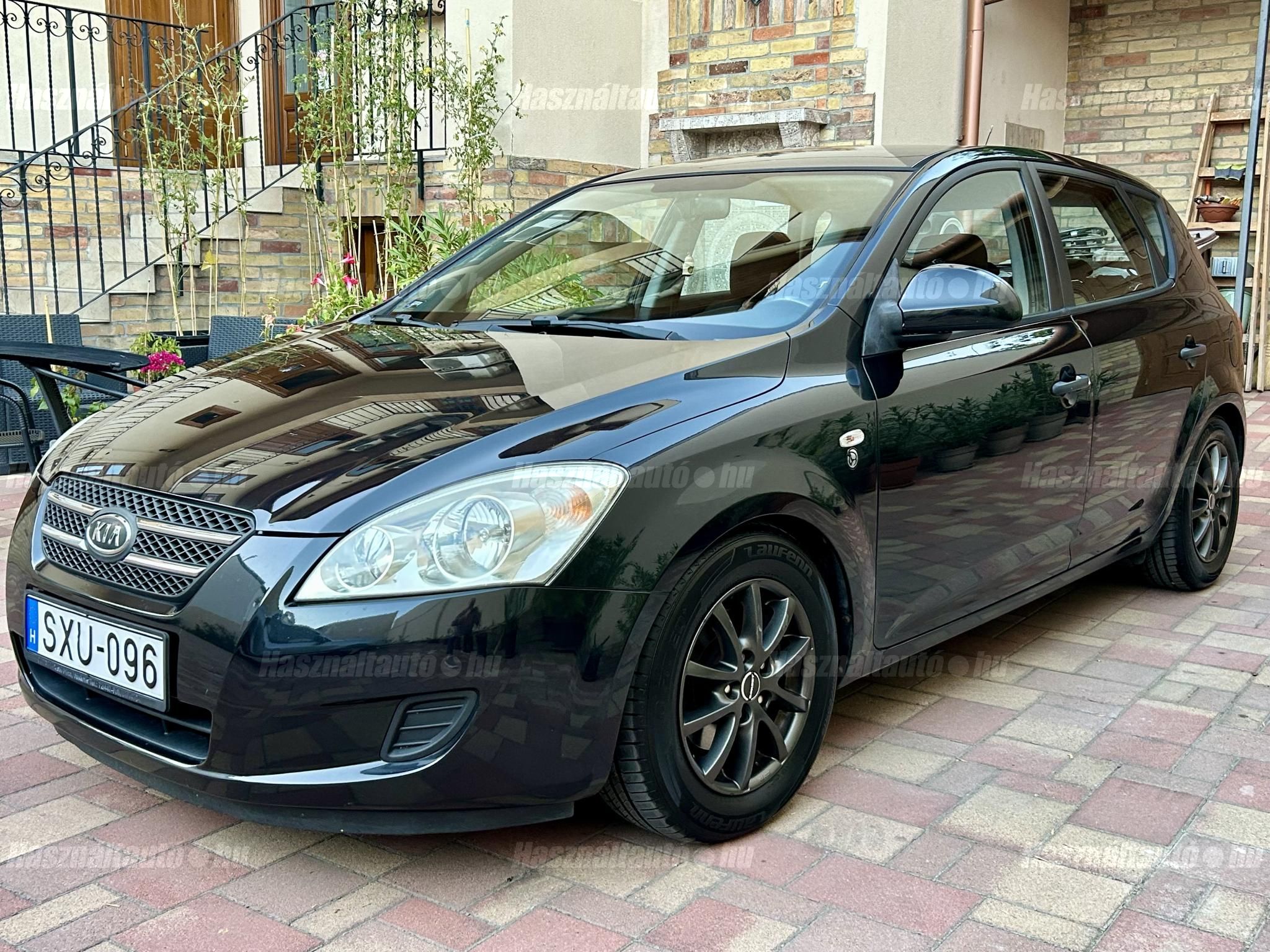 KIA CEE'D 2009 - 1