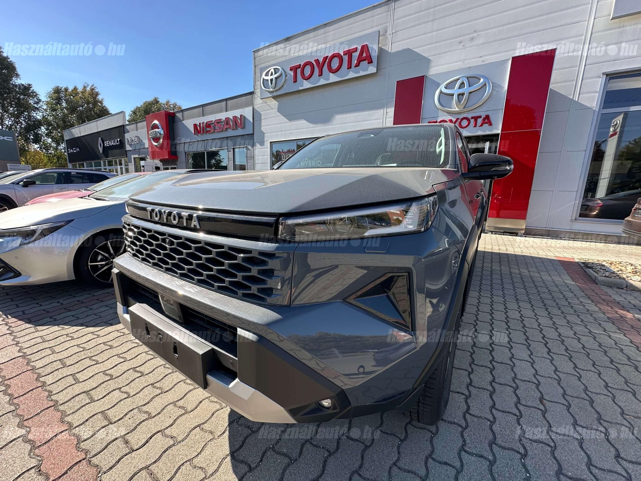 TOYOTA HILUX 2026 - 1