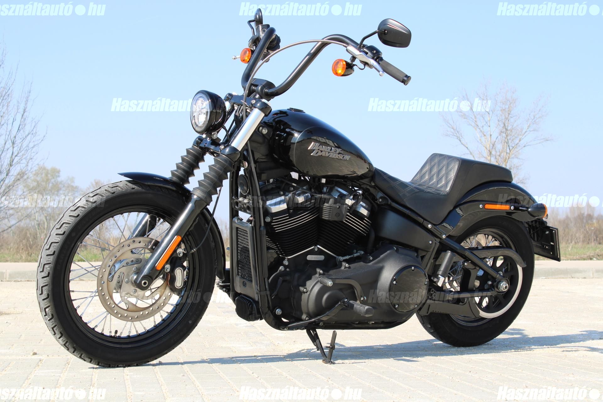HARLEY-DAVIDSON STREET BOB 2018/6 - 1