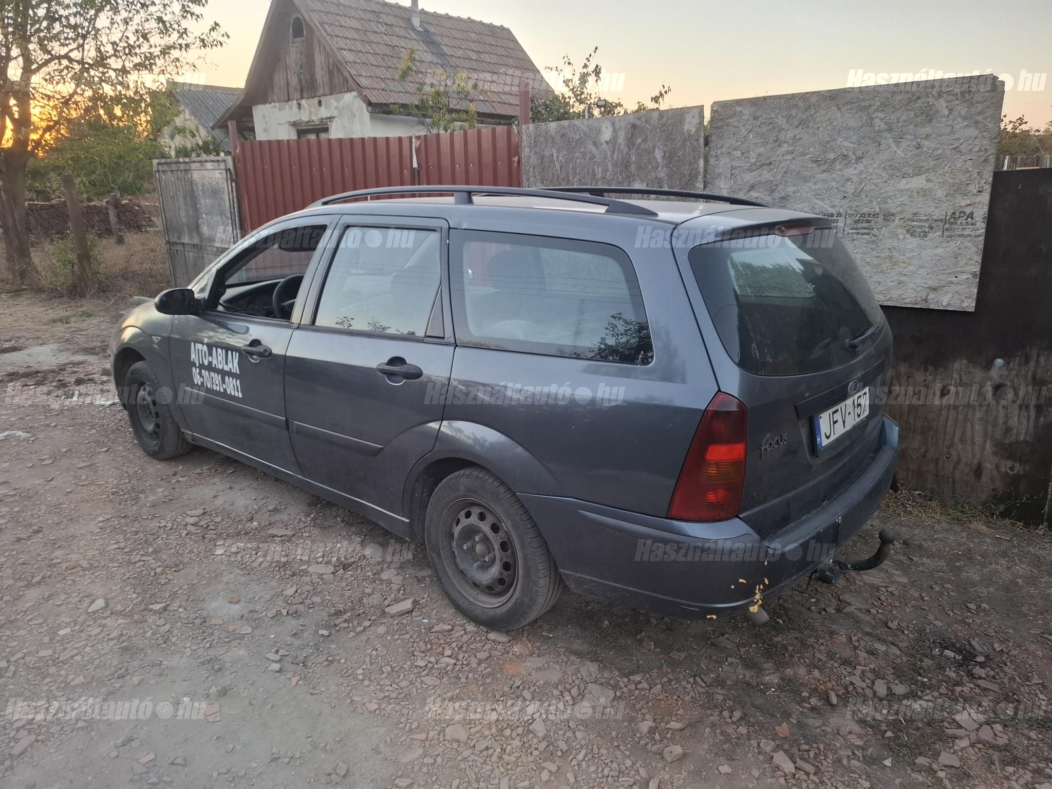 FORD FOCUS 2002/5 - 1