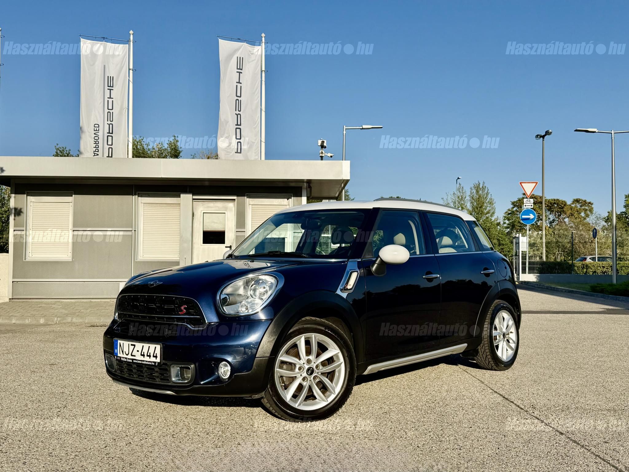 MINI COUNTRYMAN 2015/12 - 1