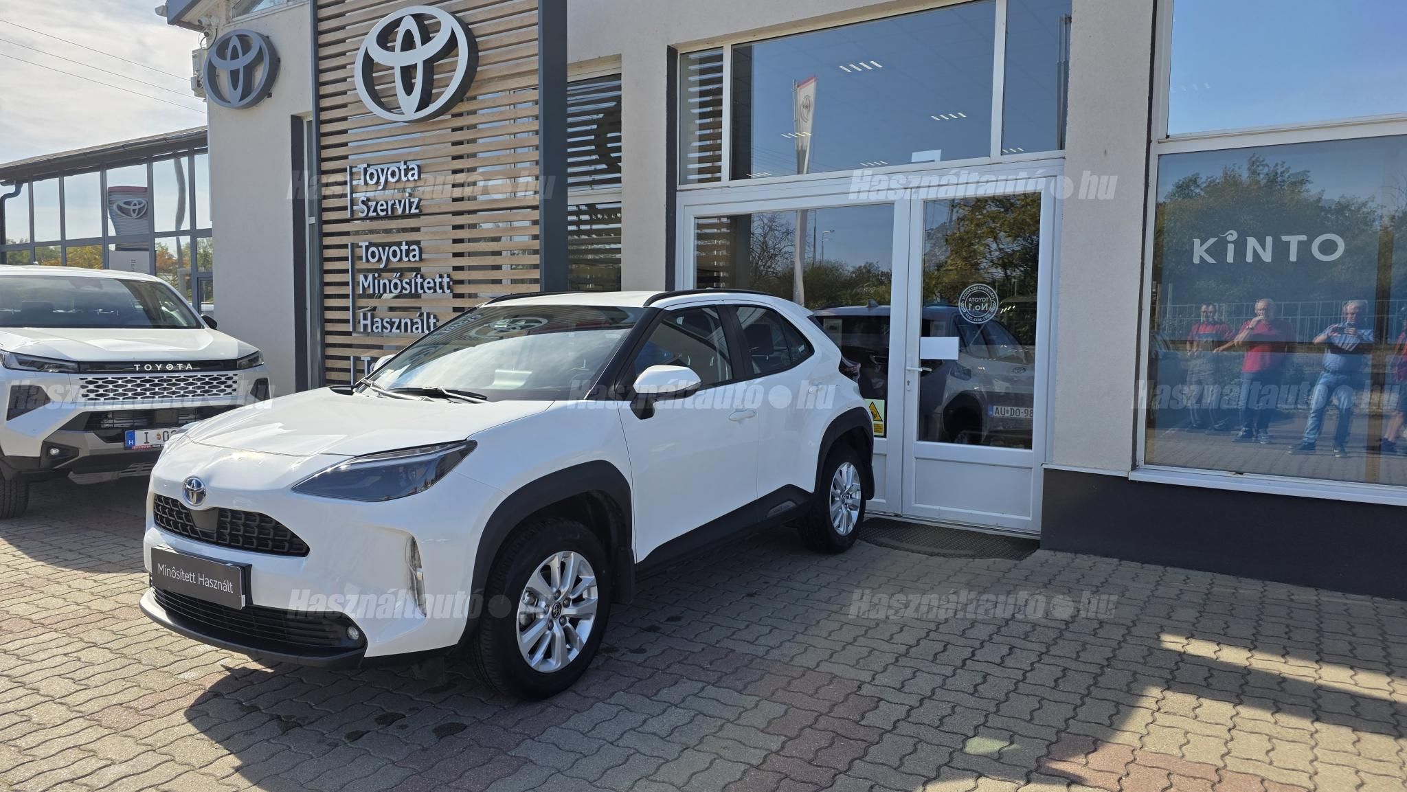 TOYOTA YARIS CROSS 2022/12 - 1