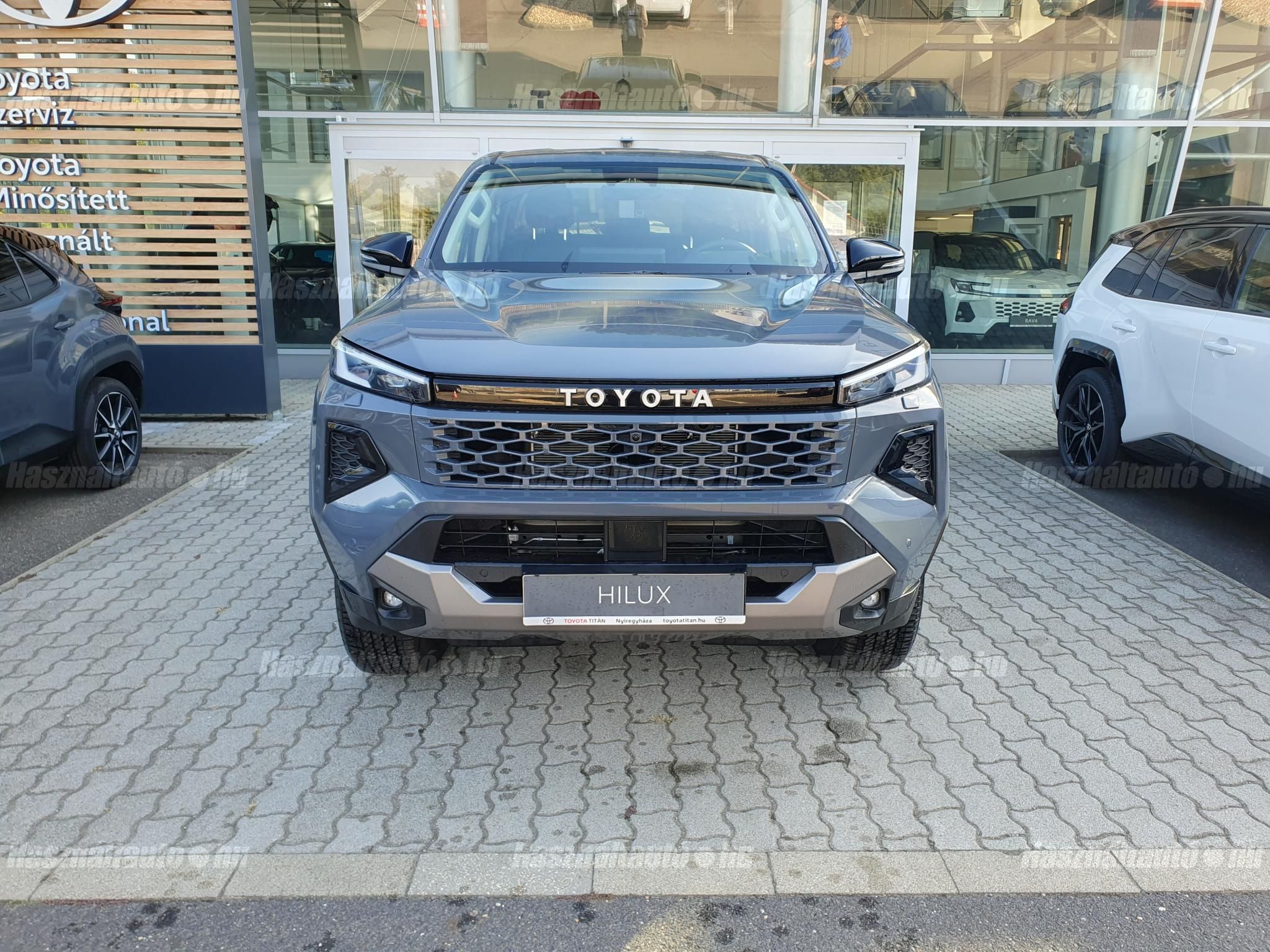 TOYOTA HILUX 2026/9 - 1