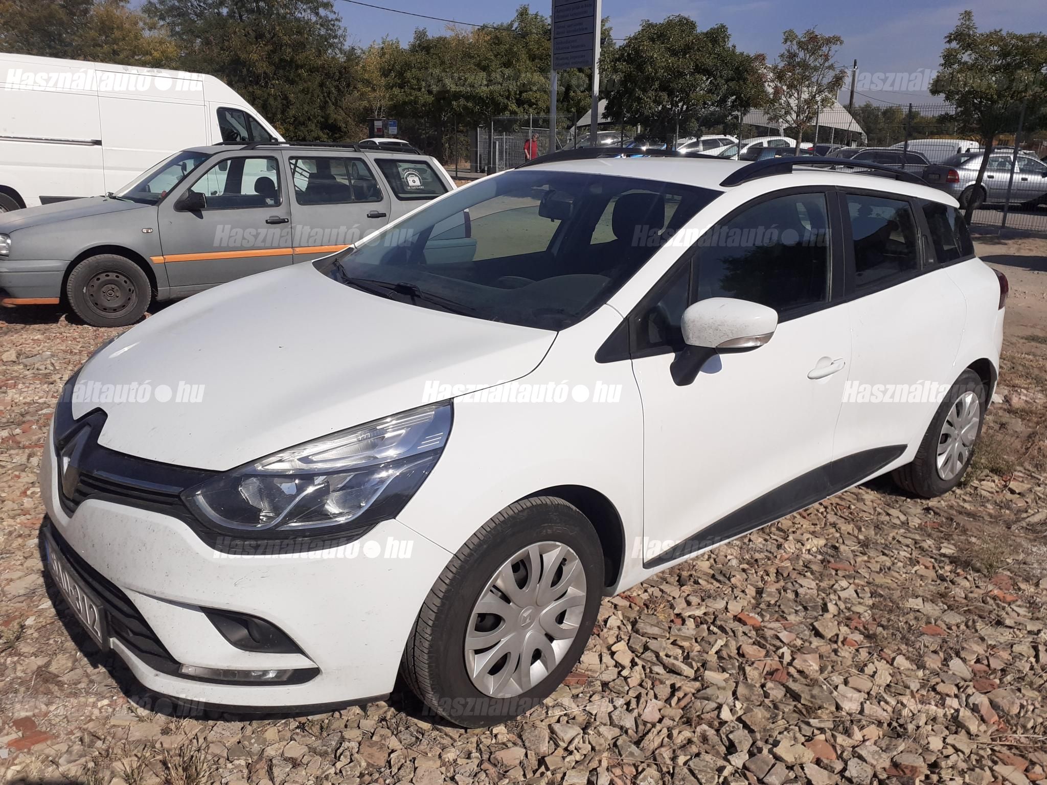 RENAULT CLIO 2020/3 - 1
