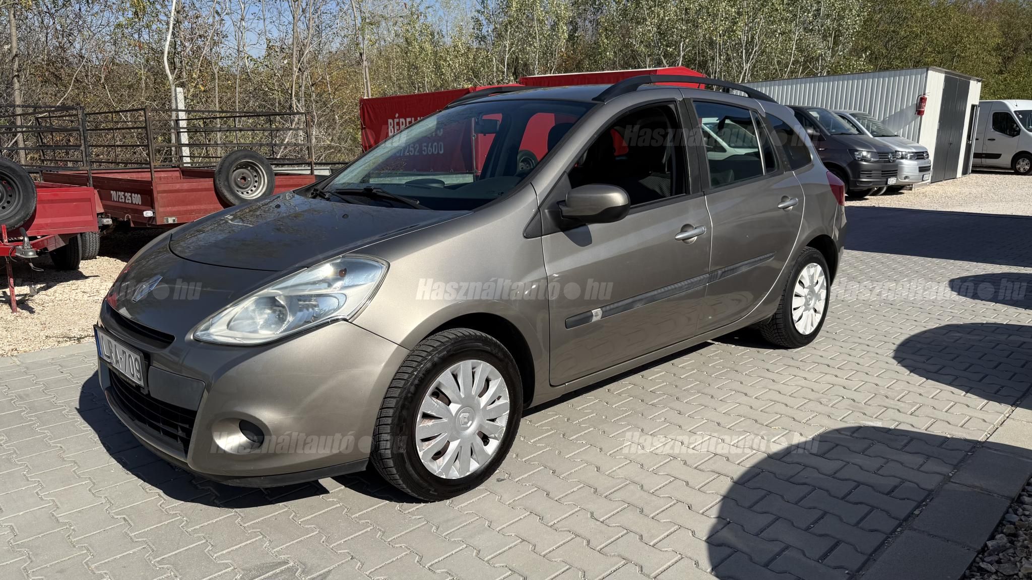 RENAULT CLIO 2010/1 - 1