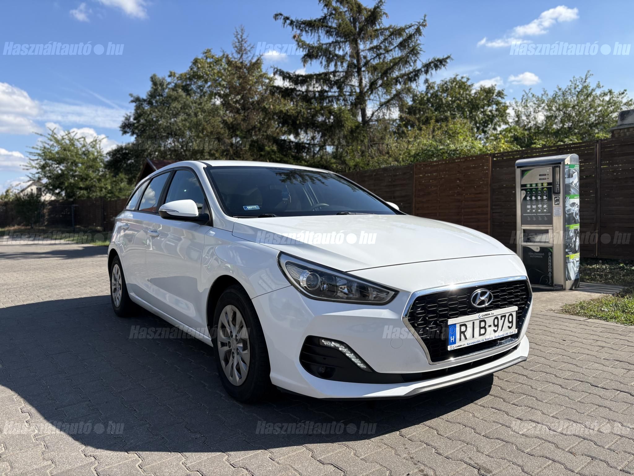 HYUNDAI I30 2018/8 - 1