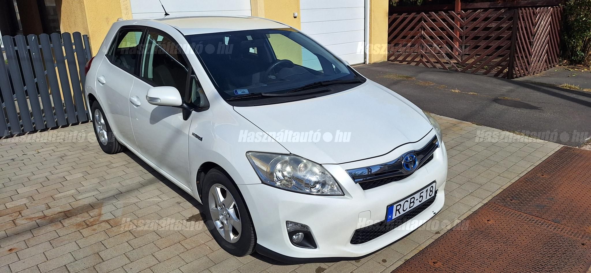 TOYOTA AURIS 2012 - 1