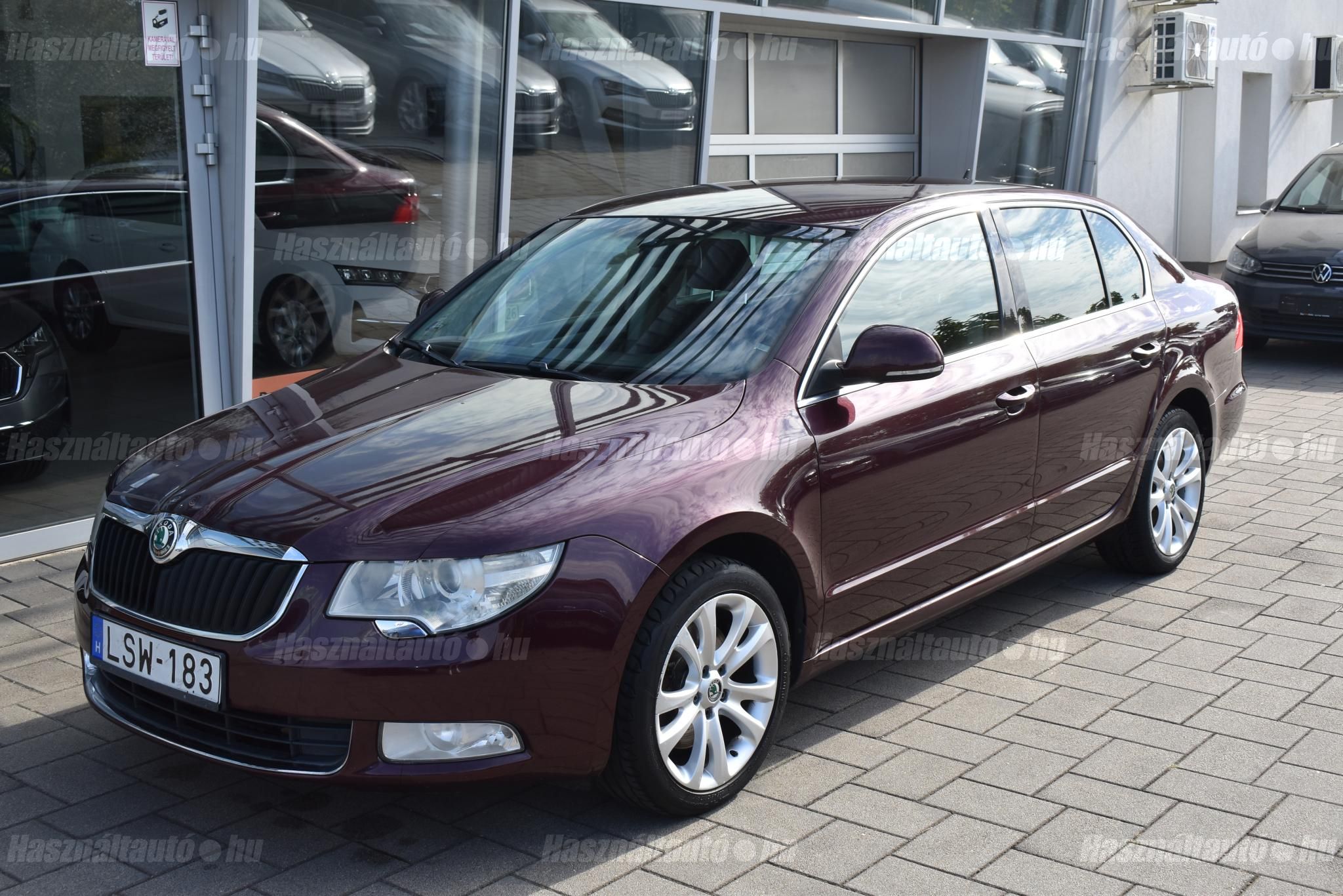 SKODA SUPERB 2010/5 - 1