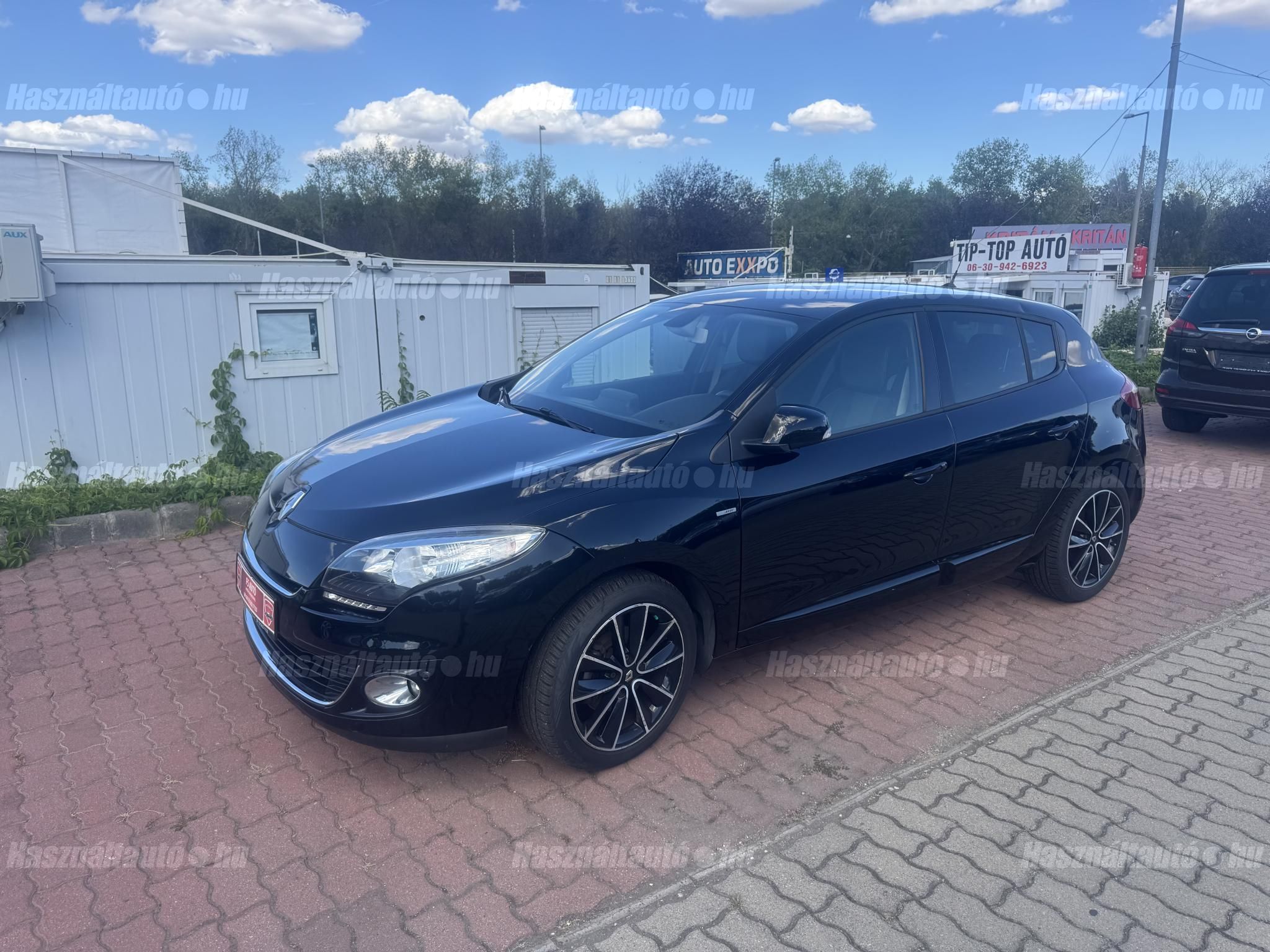 RENAULT MEGANE 2013/12 - 1