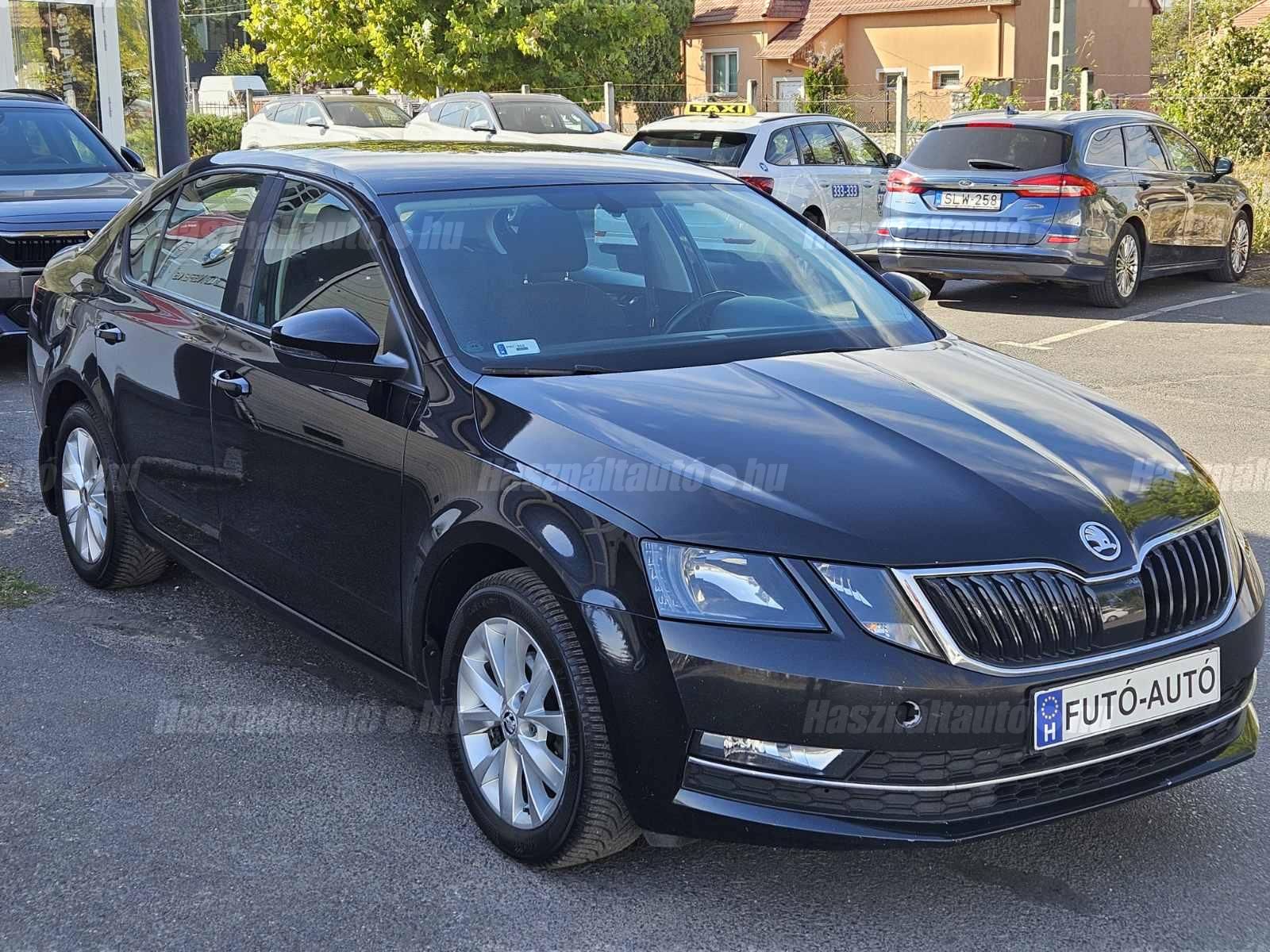 SKODA OCTAVIA 2017/12 - 1