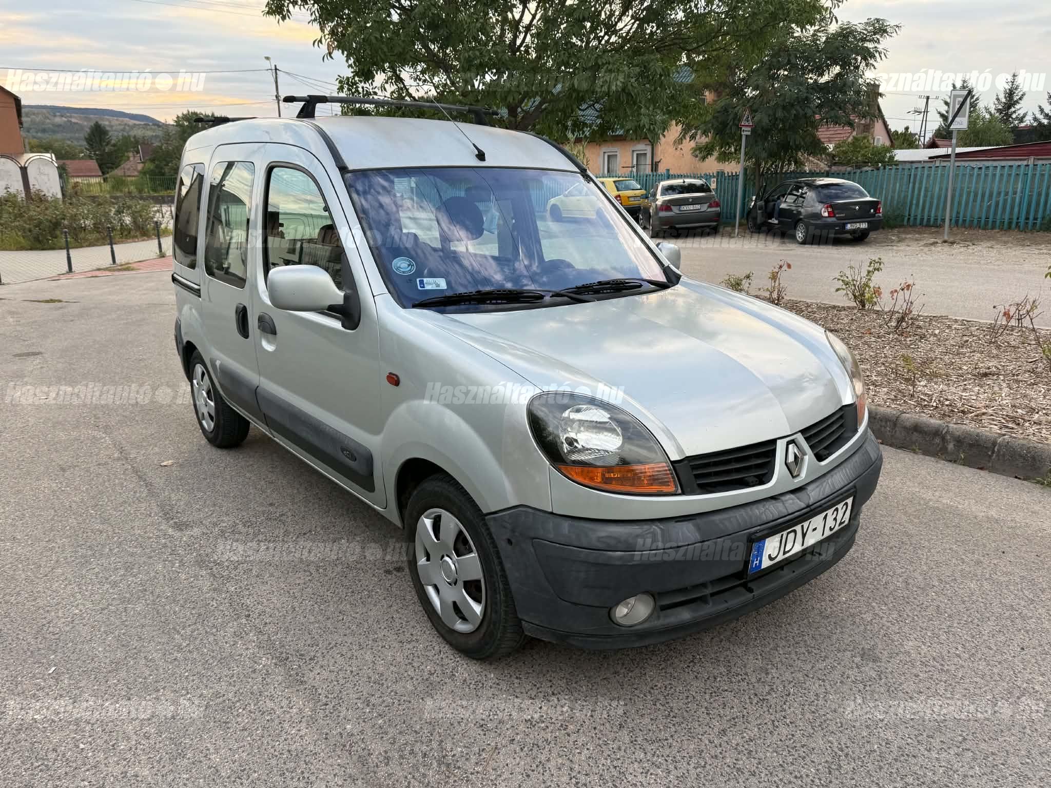 RENAULT KANGOO 2004 - 1