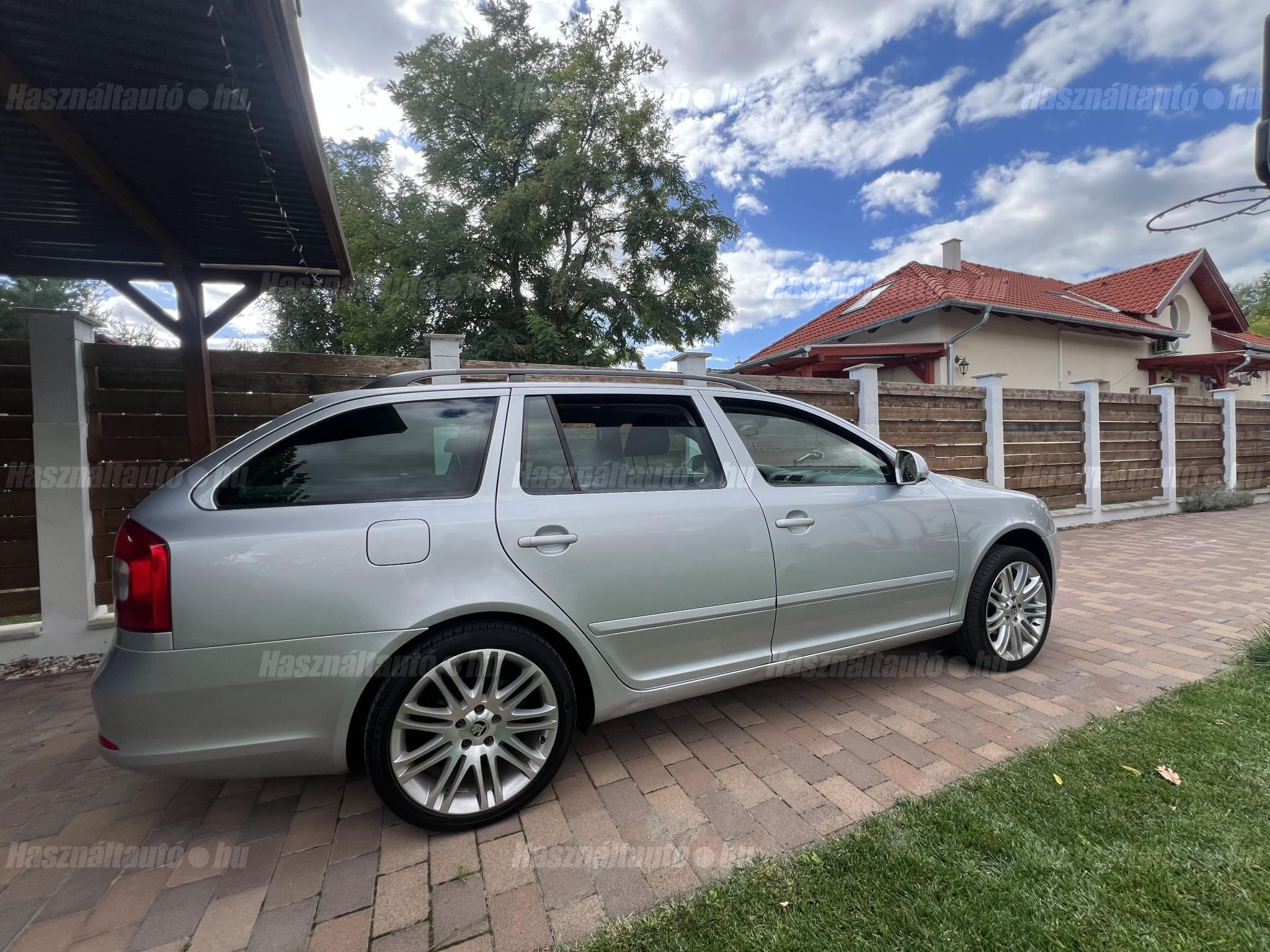 SKODA OCTAVIA 2013/4 - 1