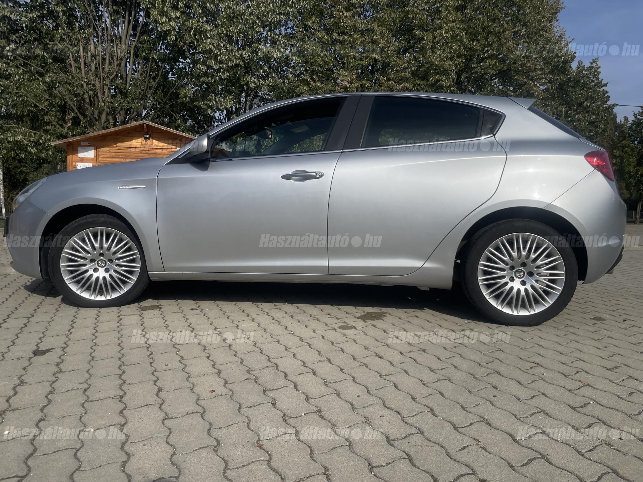 ALFA ROMEO GIULIETTA 2011/3 - 1