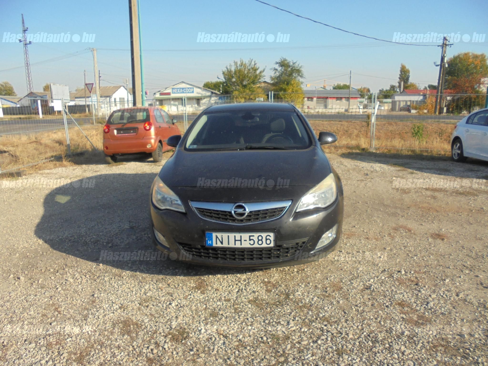 OPEL ASTRA J 2010/5 - 1