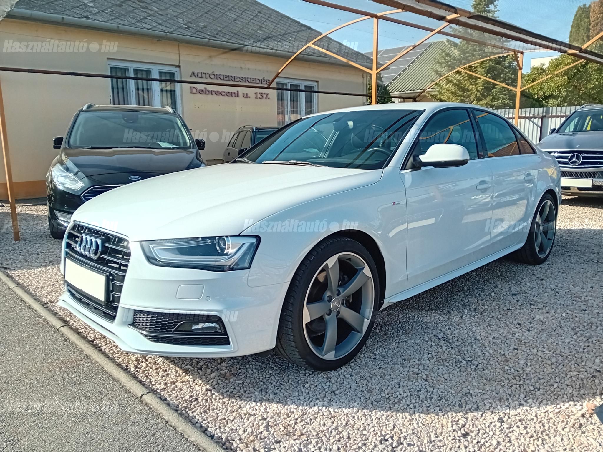 AUDI A4 2014/5 - 1