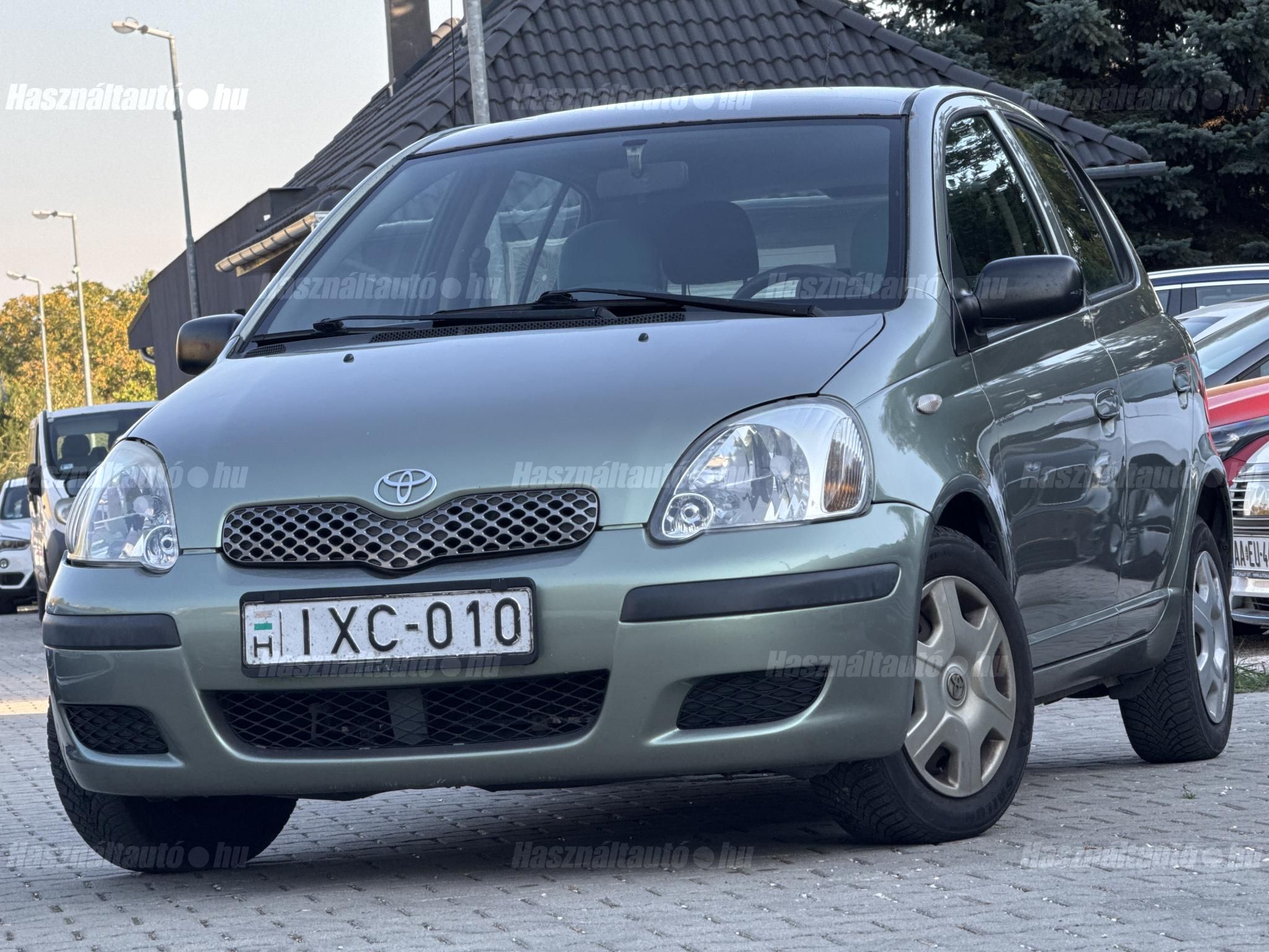 TOYOTA YARIS 2003/11 - 1