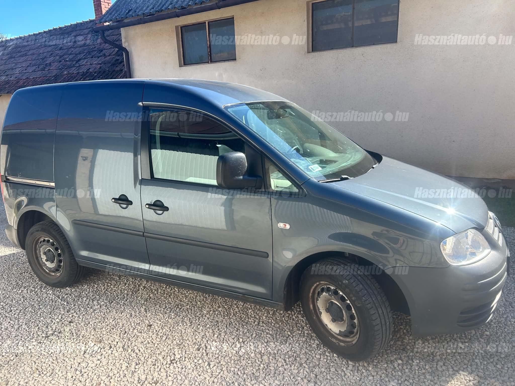 VOLKSWAGEN CADDY 2010/4 - 1