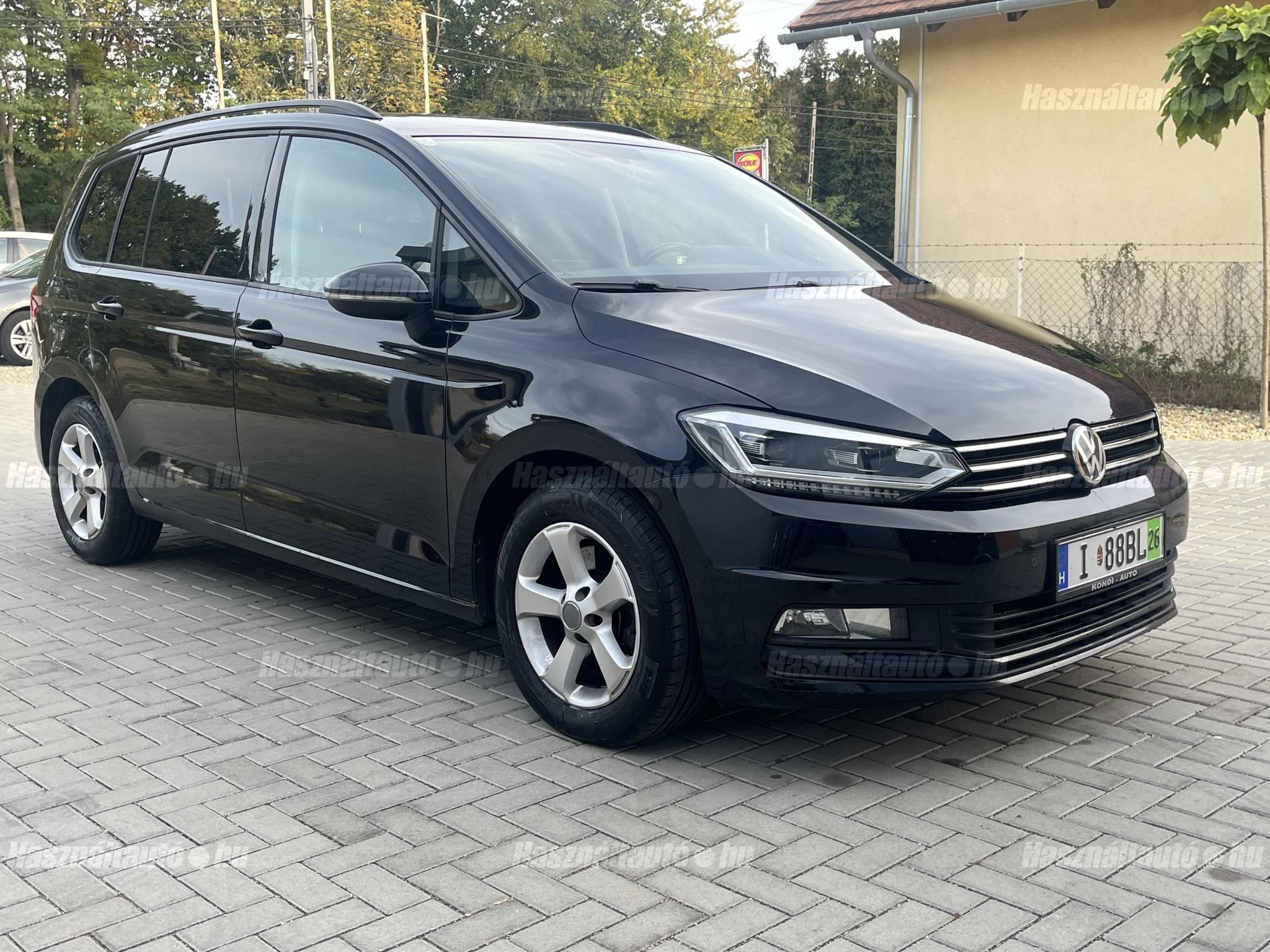 VOLKSWAGEN TOURAN 2015/12 - 1