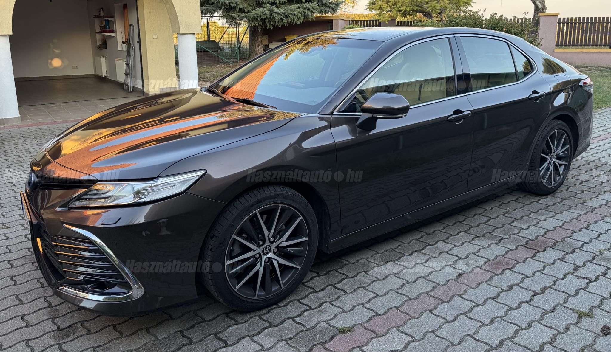 TOYOTA CAMRY 2023/11 - 1