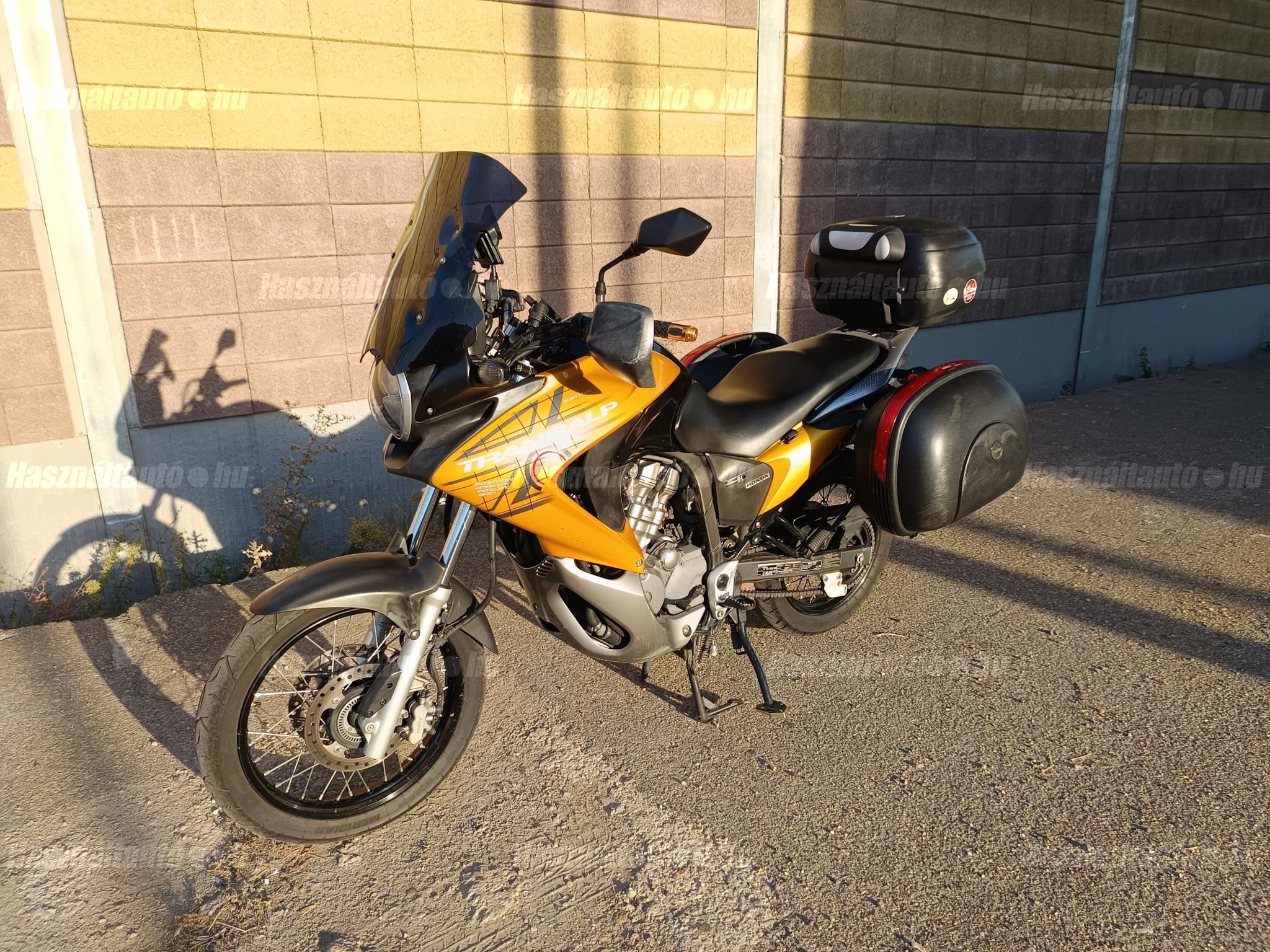 HONDA XL 700 V 2008/4 - 1