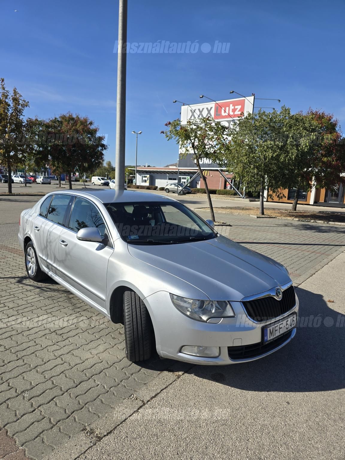 SKODA SUPERB 2009 - 1