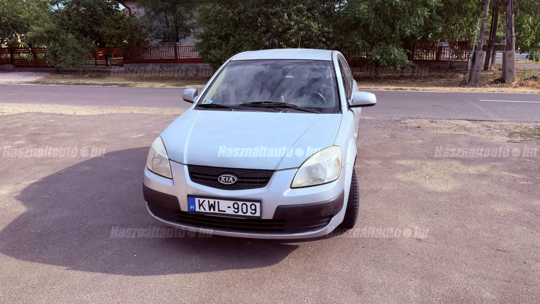 KIA RIO 2006/1 - 1
